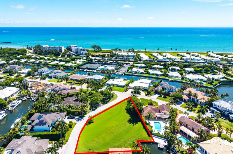 102 Bonito Ocean Ridge, FL 33435