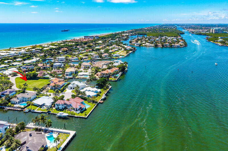 102 Bonito Ocean Ridge, FL 33435