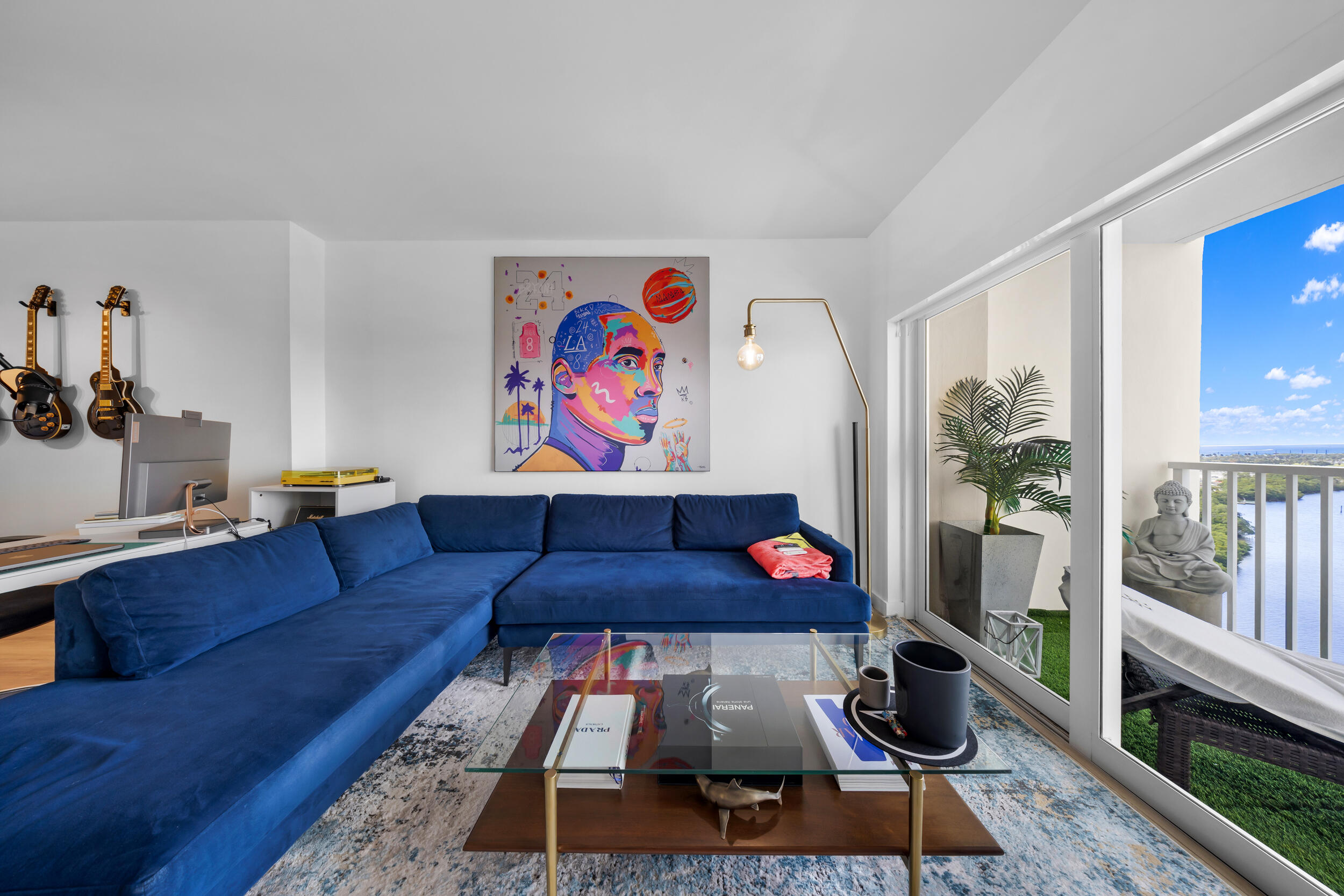 image Arlen House Condo14