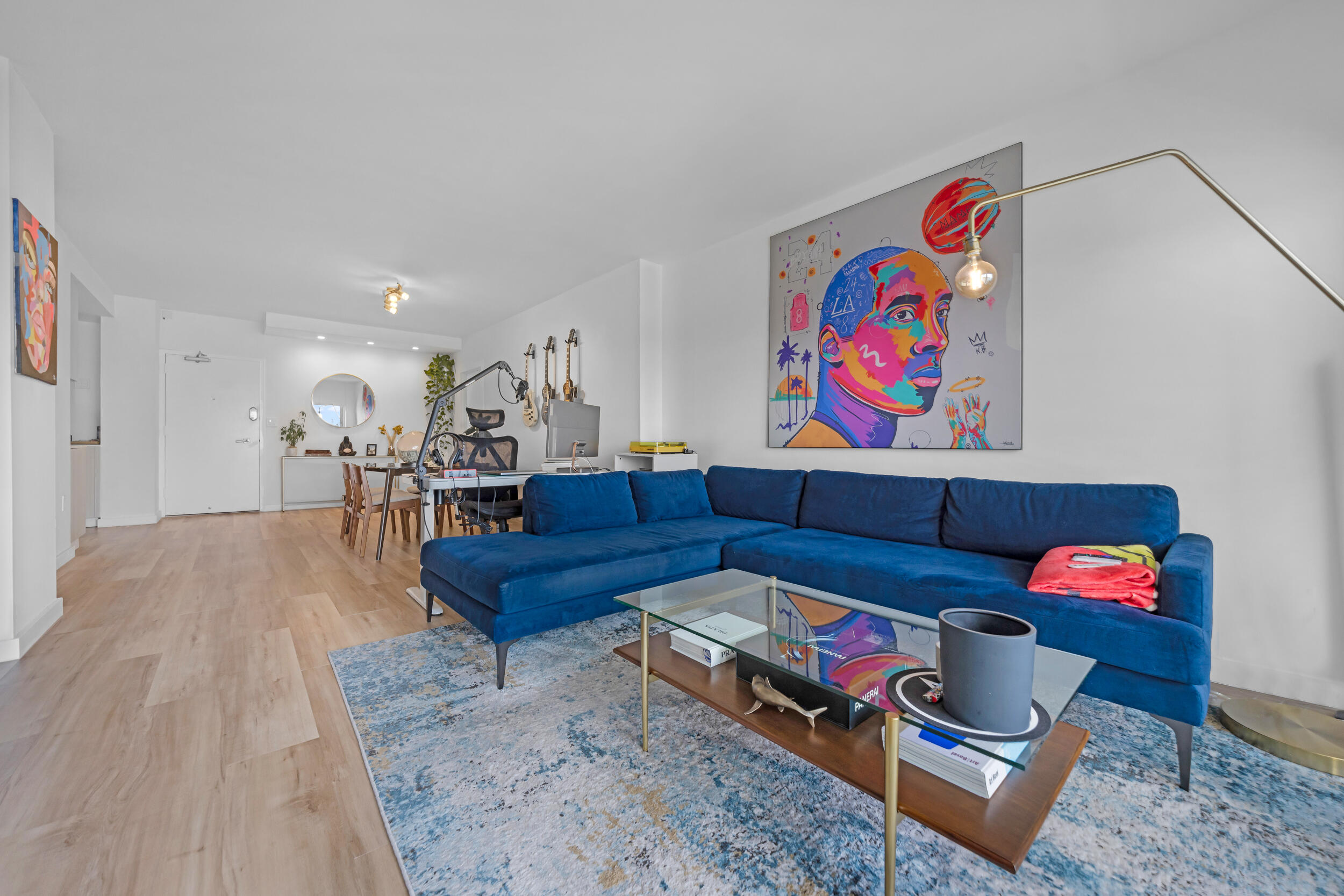 image Arlen House Condo15