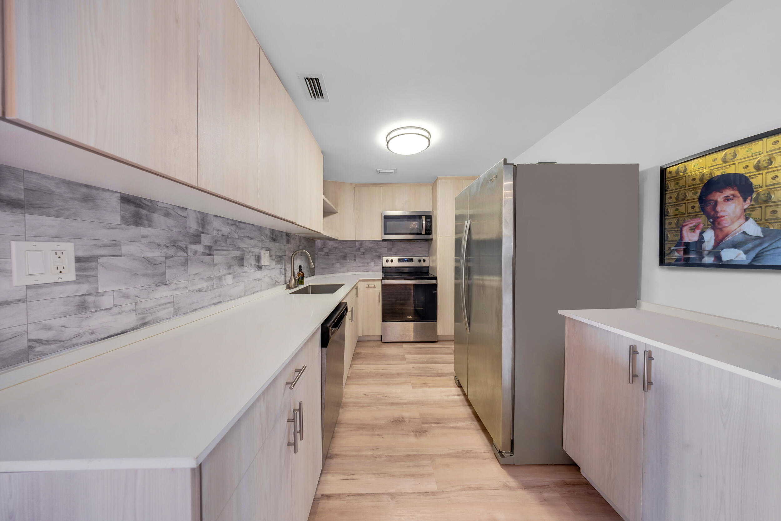 image Arlen House Condo6