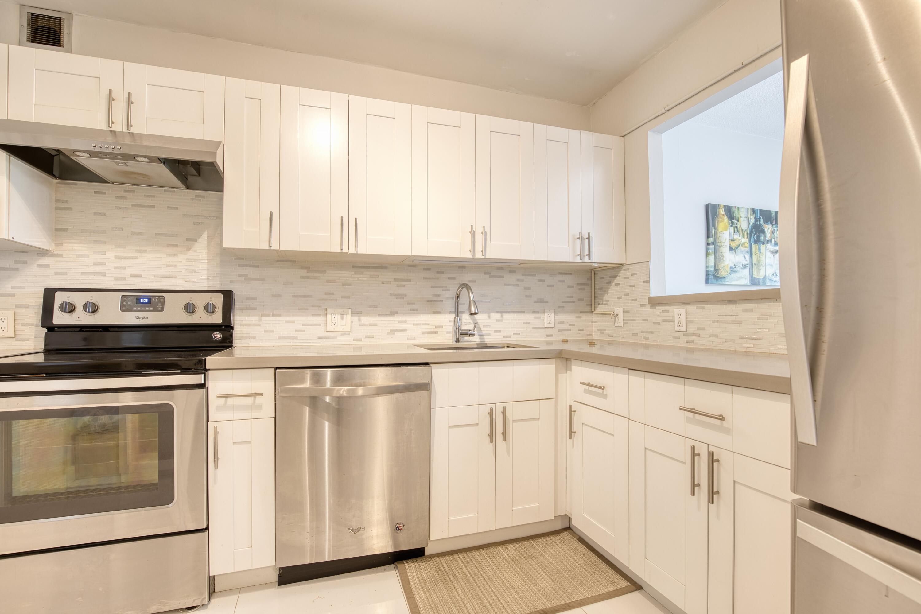 2950 N Palm Aire #205