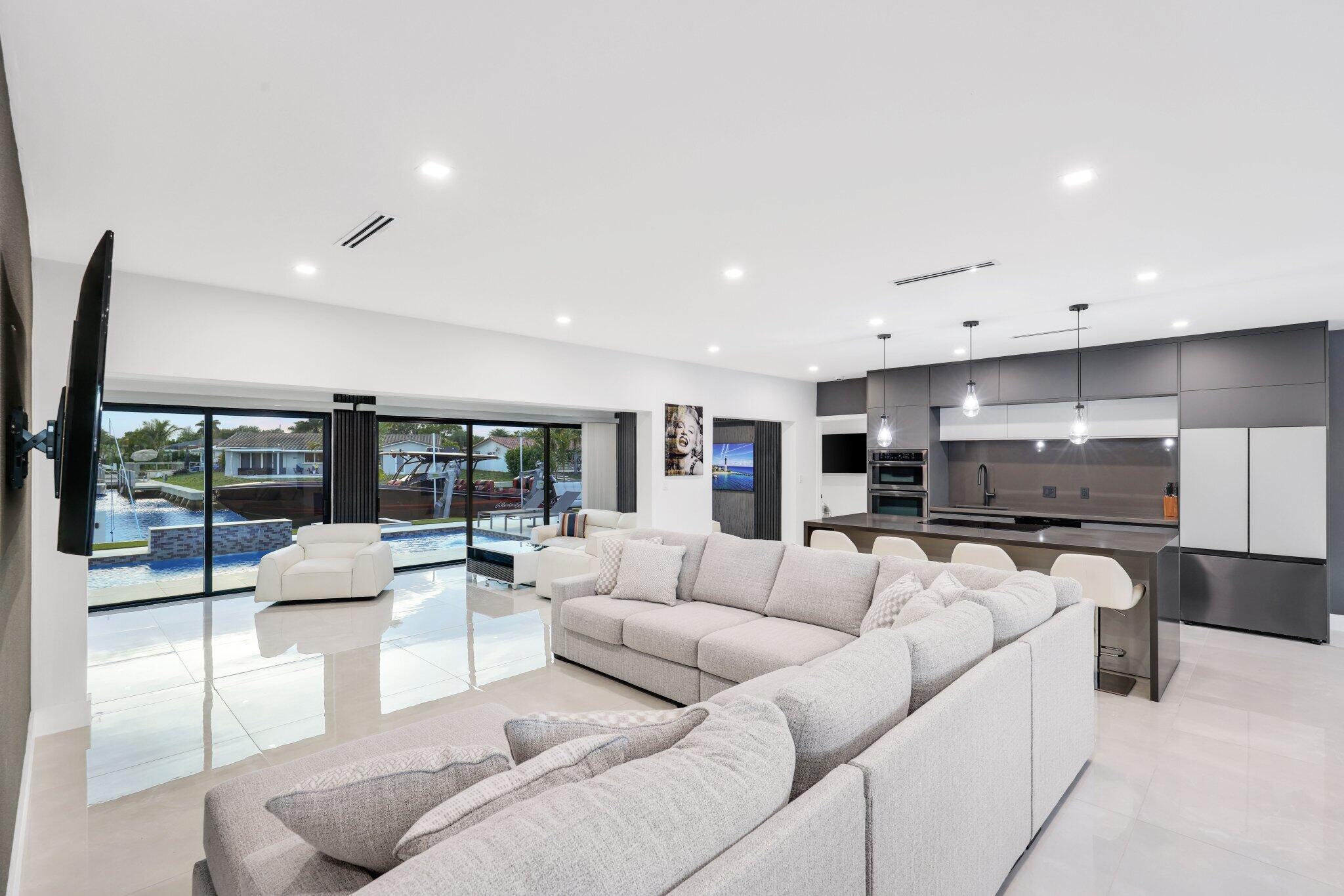 5641 Bayview Fort Lauderdale, FL 33308