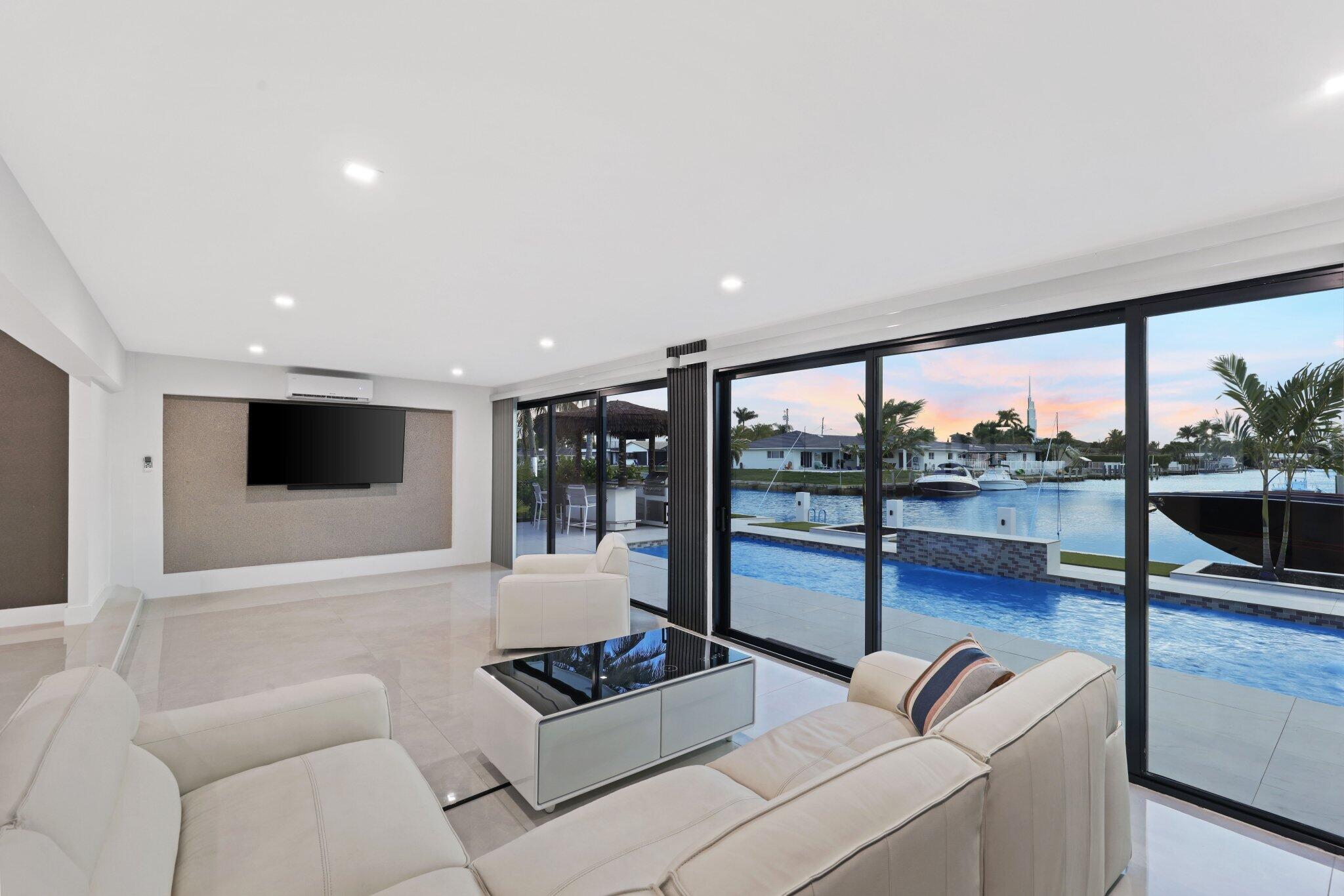 5641 Bayview Fort Lauderdale, FL 33308