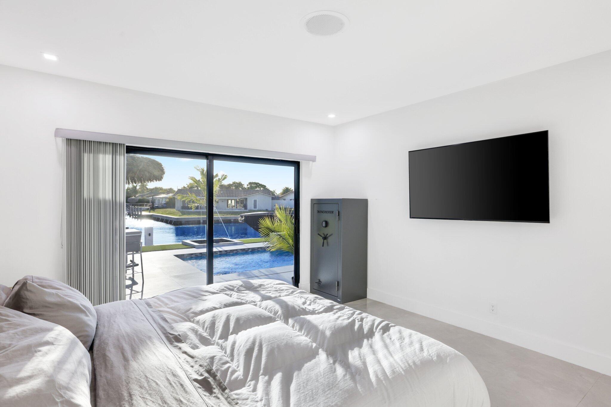 5641 Bayview Fort Lauderdale, FL 33308