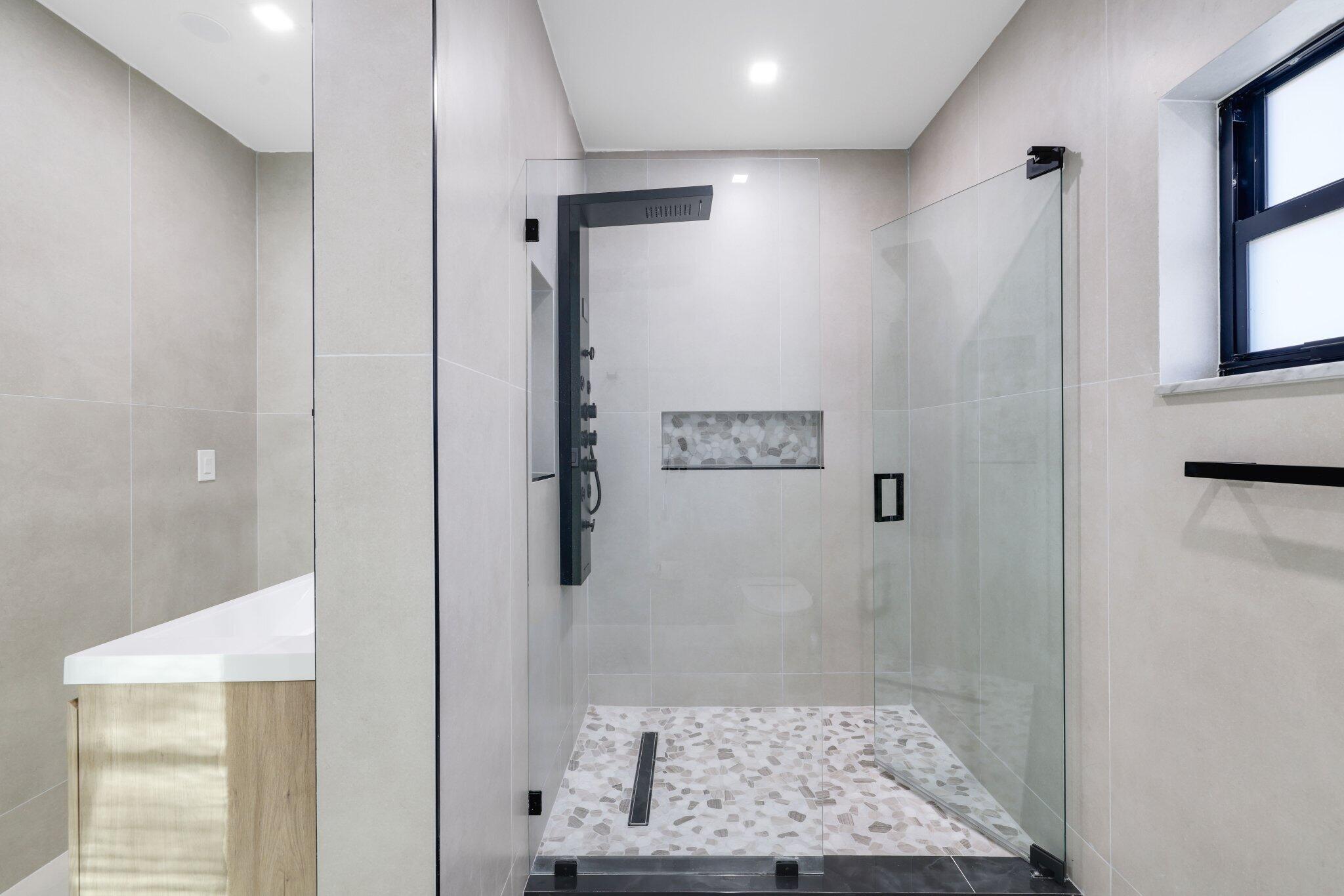 5641 Bayview Fort Lauderdale, FL 33308