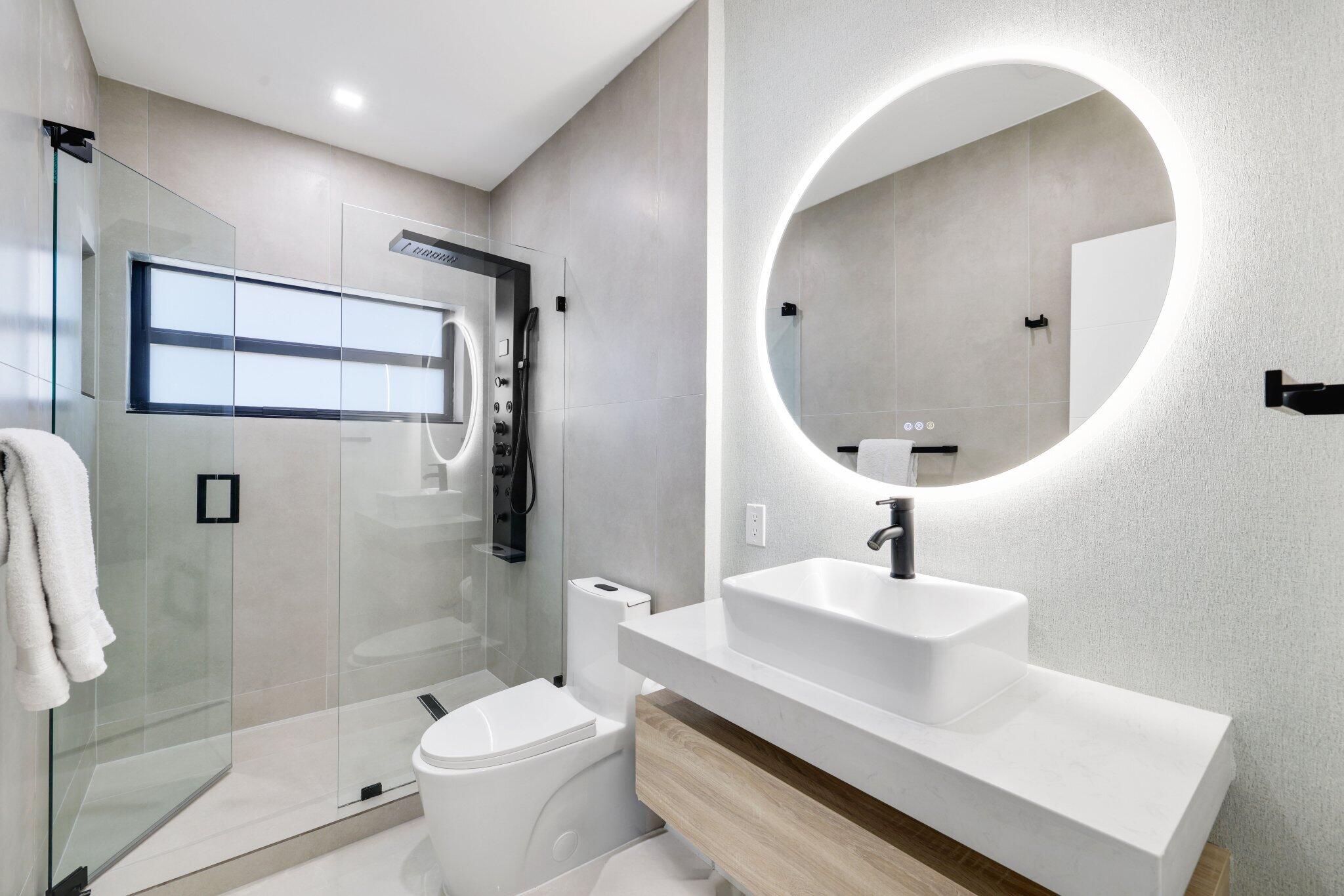 5641 Bayview Fort Lauderdale, FL 33308