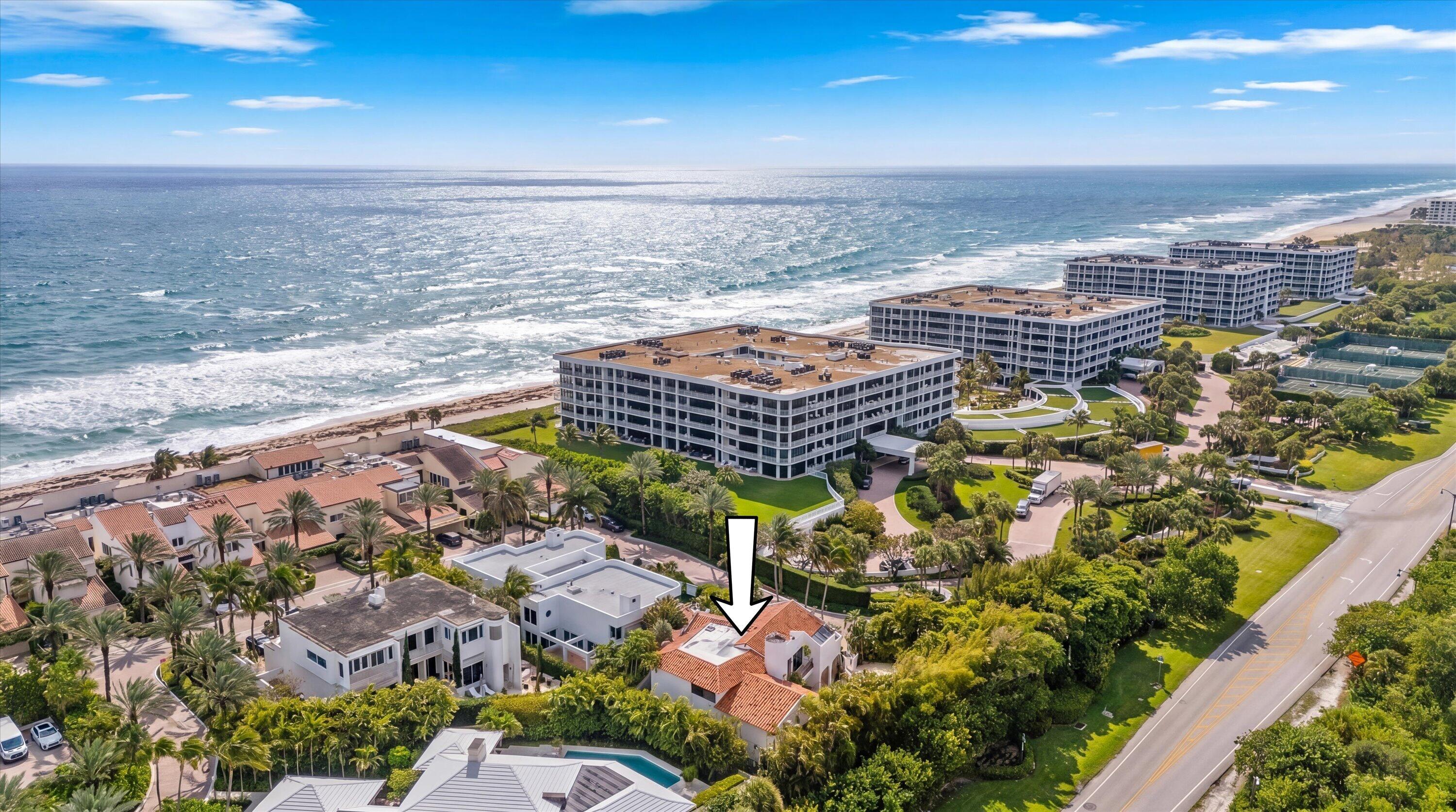 23 Sloans Curv Palm Beach, FL 33480