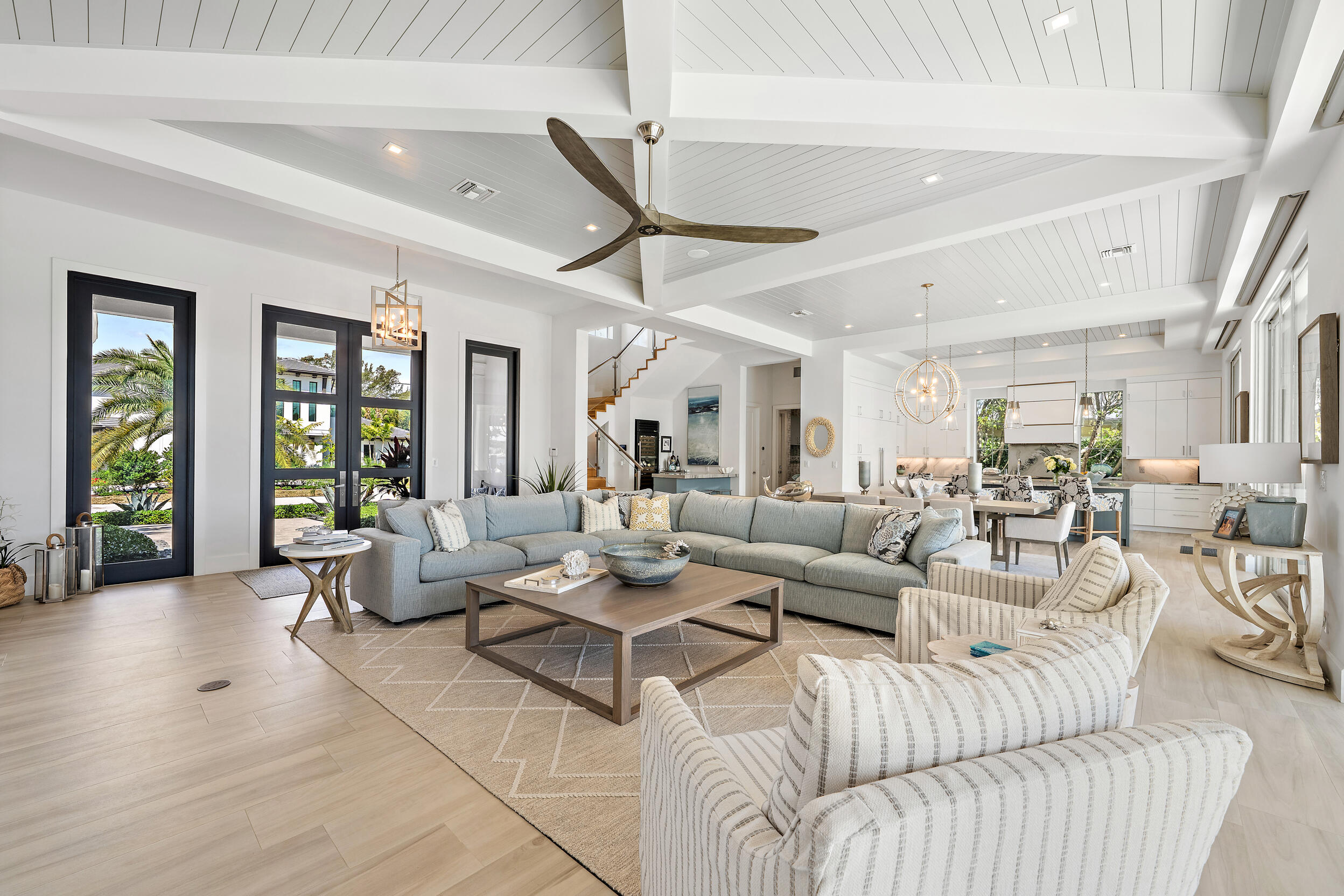 11730 Lake Shr North Palm Beach, FL 33408