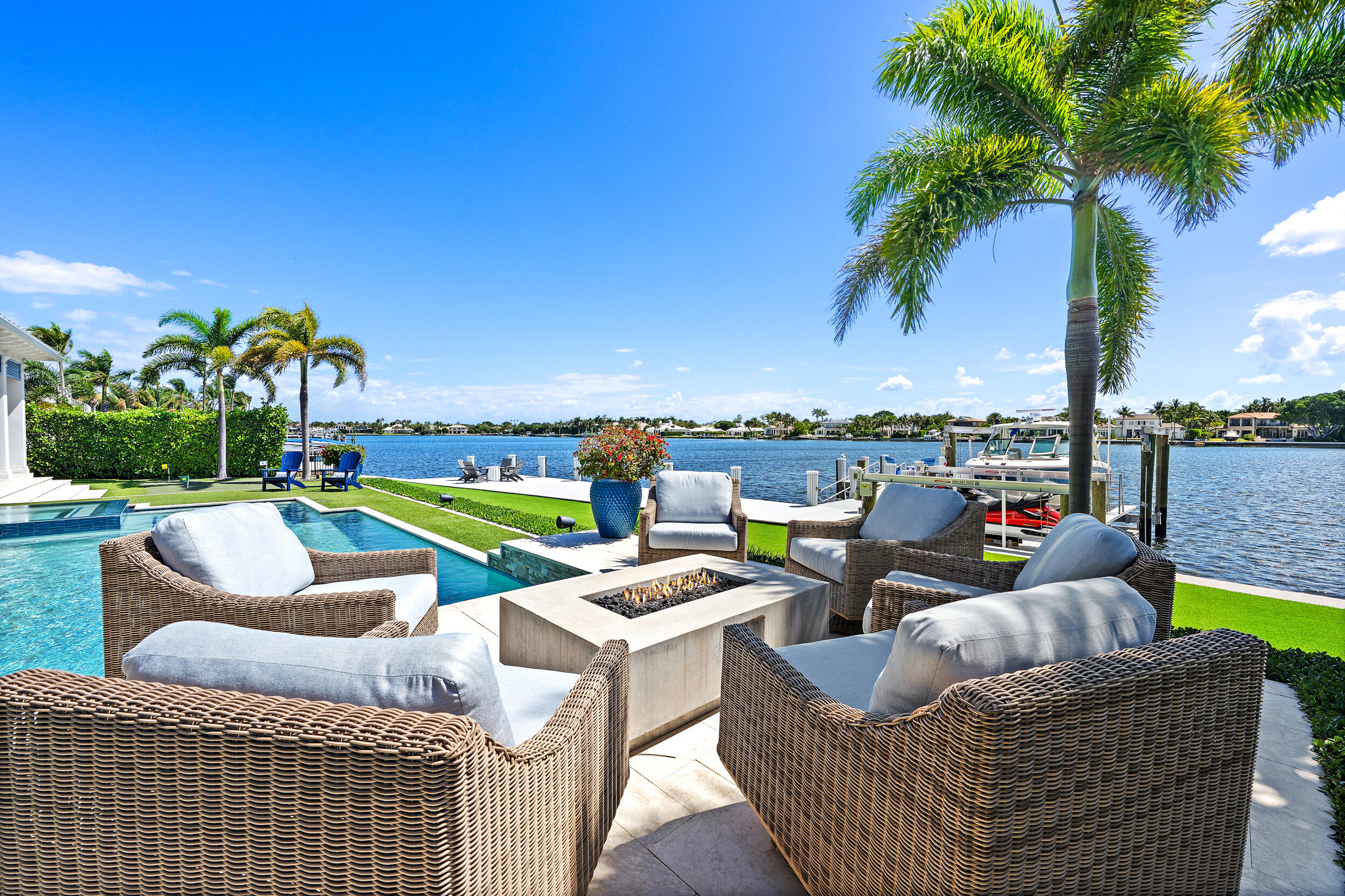 11730 Lake Shr North Palm Beach, FL 33408