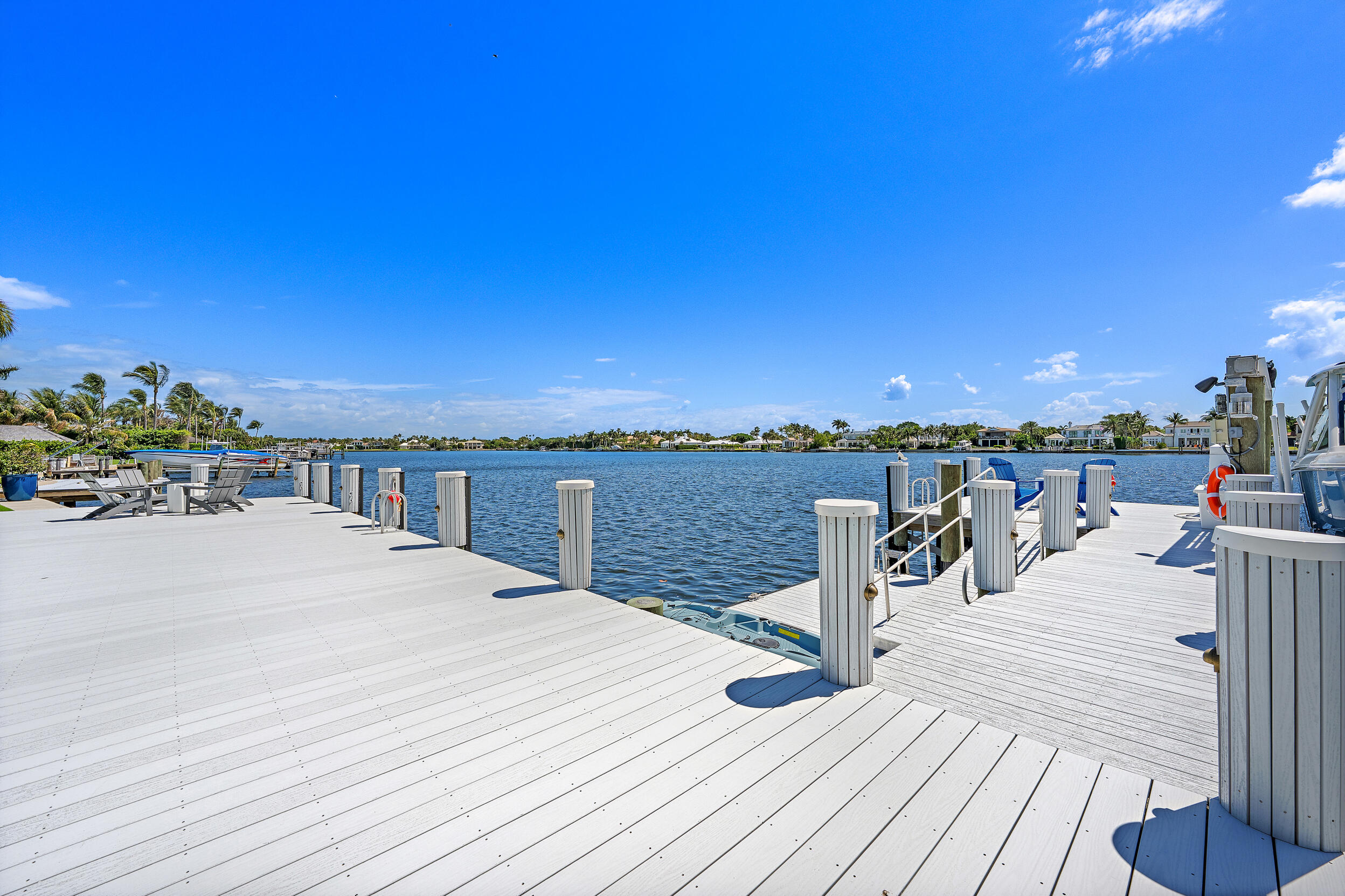 11730 Lake Shr North Palm Beach, FL 33408