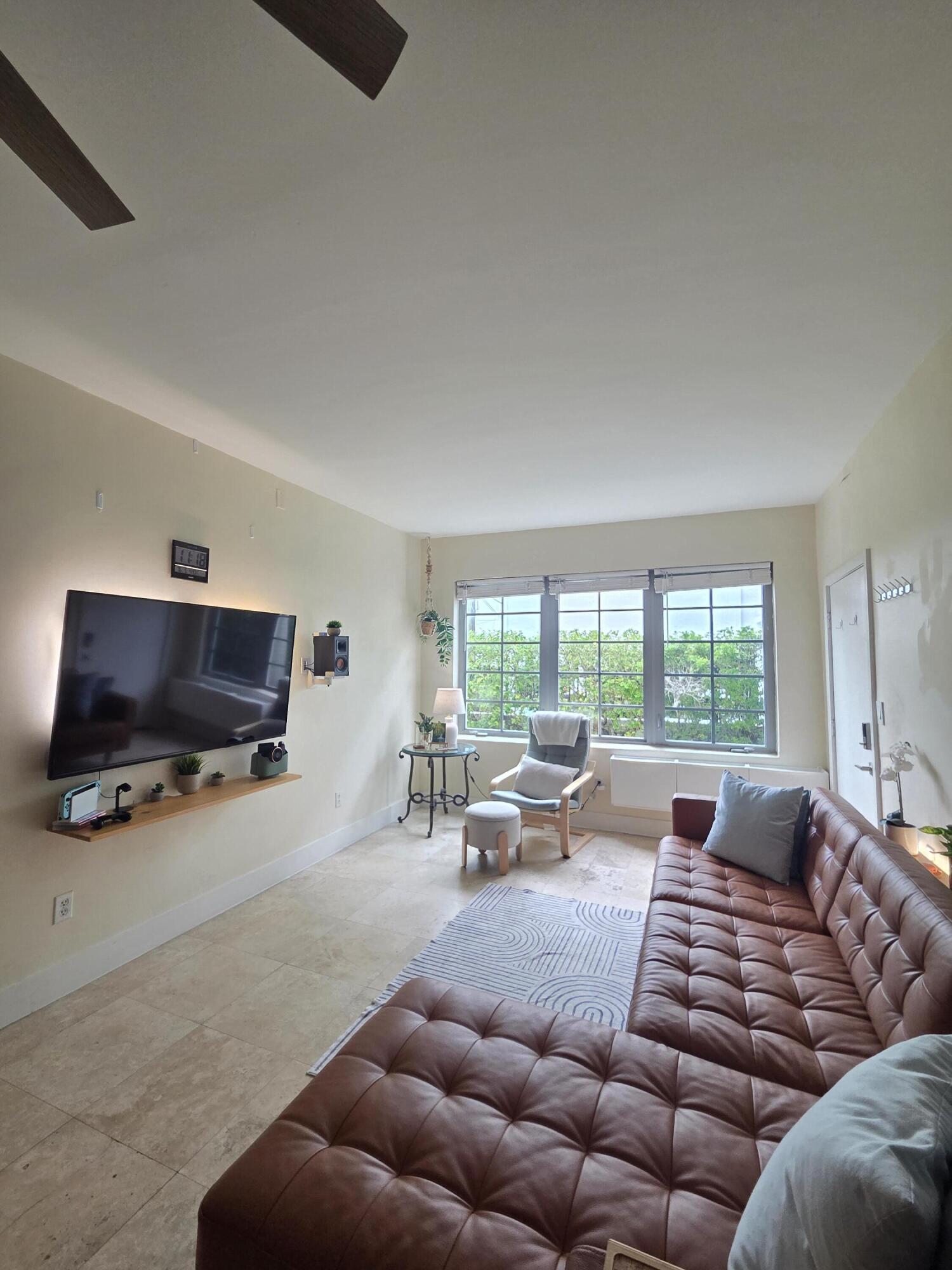 1045 Lenox #6