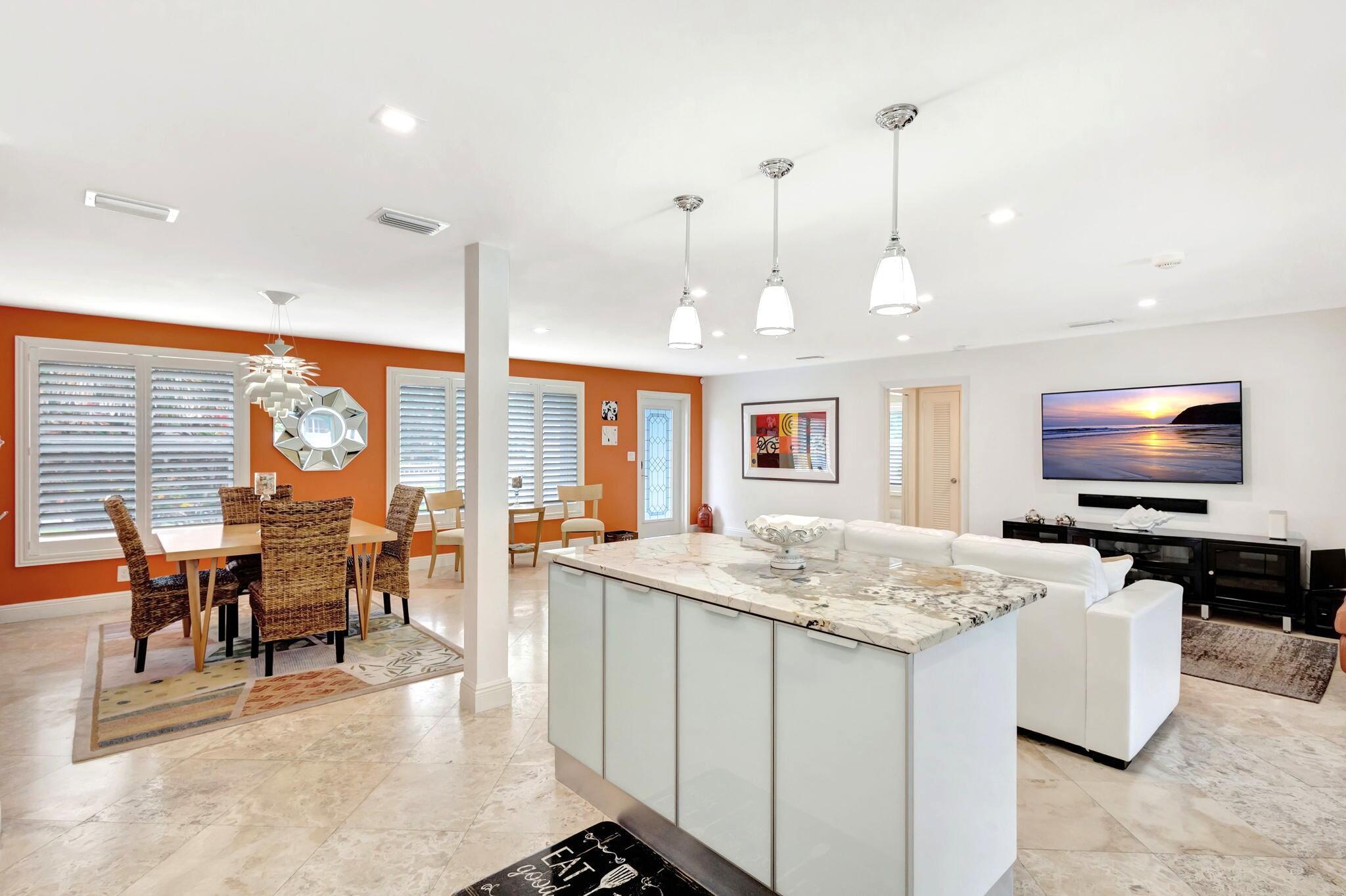 1131 Surf Singer Island, FL 33404