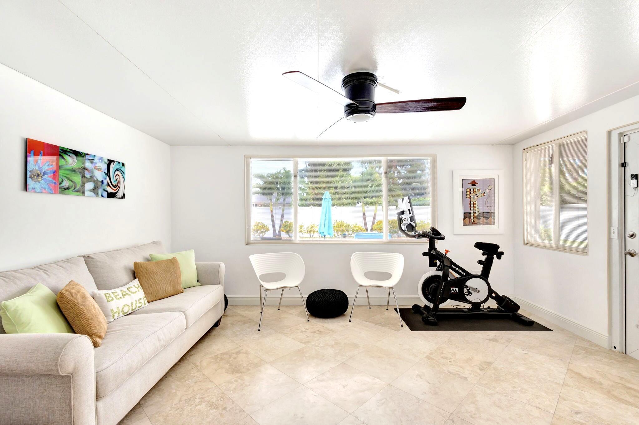 1131 Surf Singer Island, FL 33404