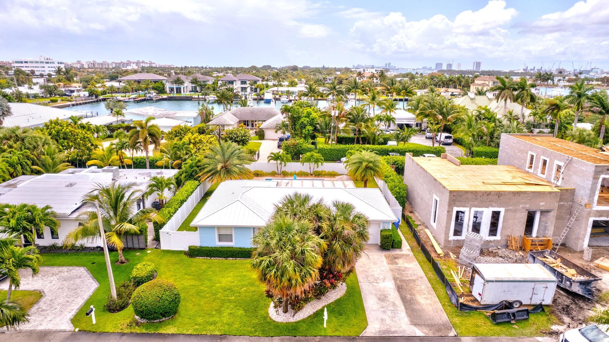 1131 Surf Singer Island, FL 33404
