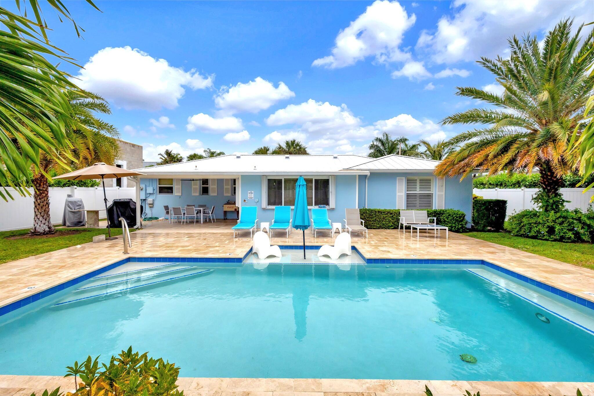 1131 Surf Singer Island, FL 33404