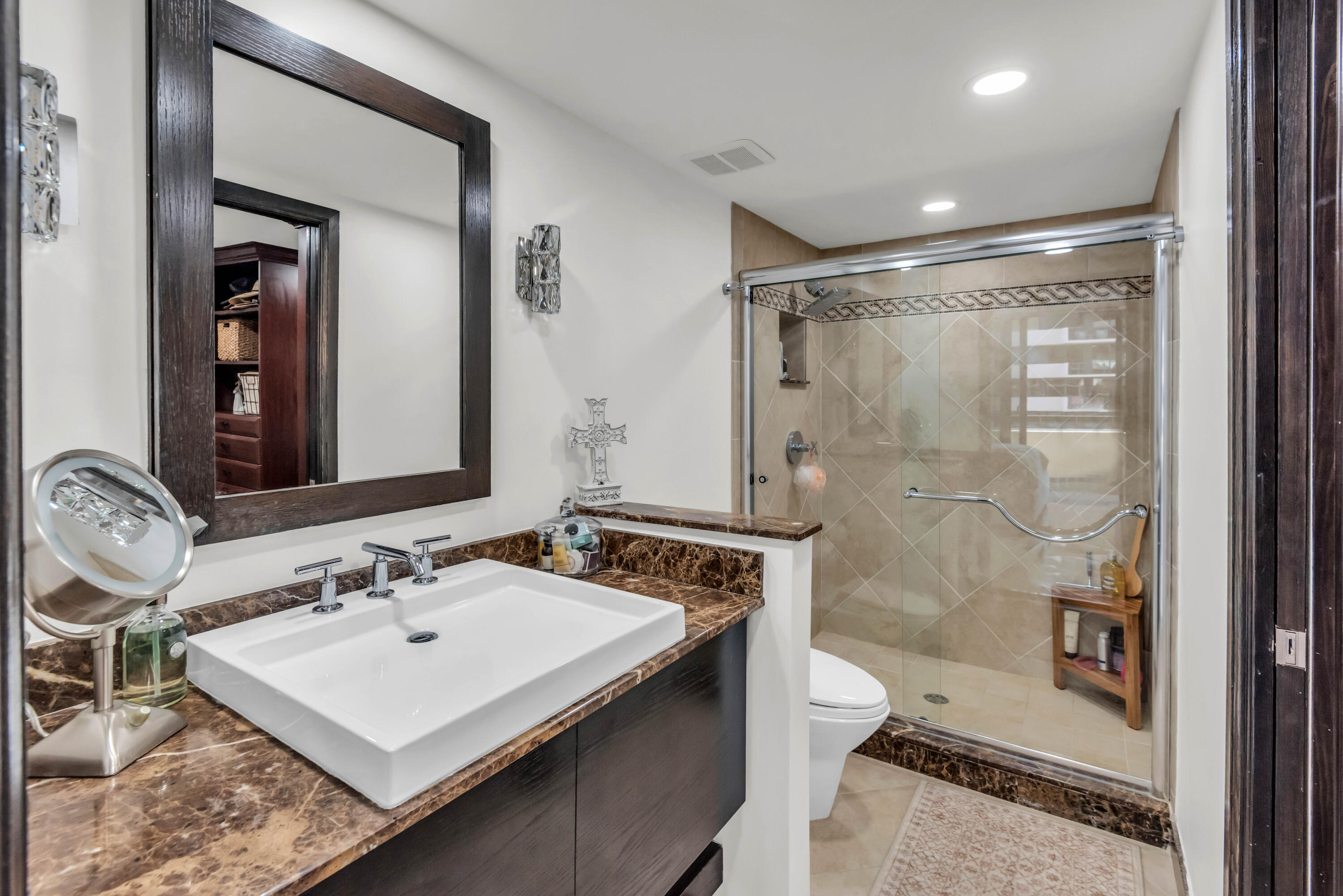 4100 N Ocean #1101 Riviera Beach, FL 33404