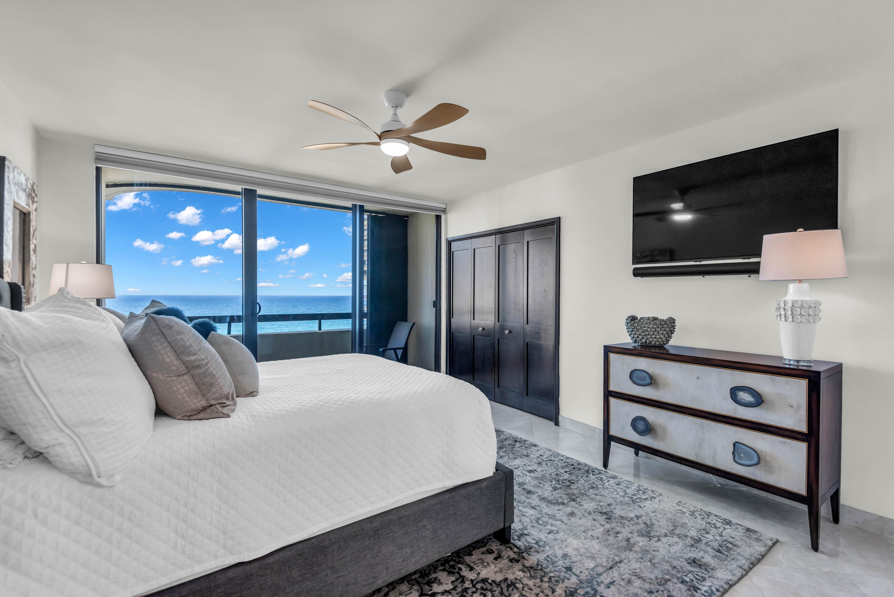 4100 N Ocean #1101 Riviera Beach, FL 33404
