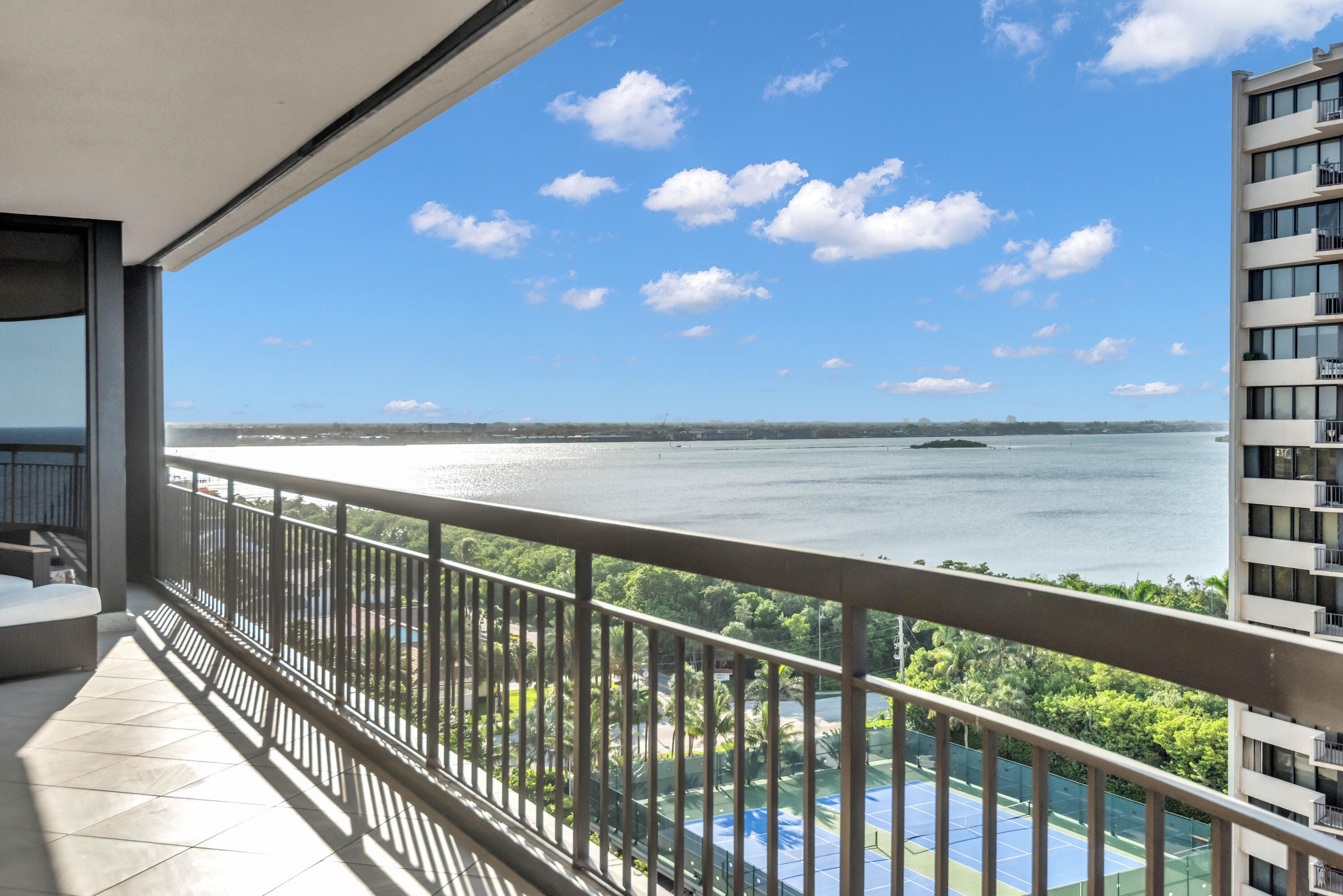 4100 N Ocean #1101 Riviera Beach, FL 33404