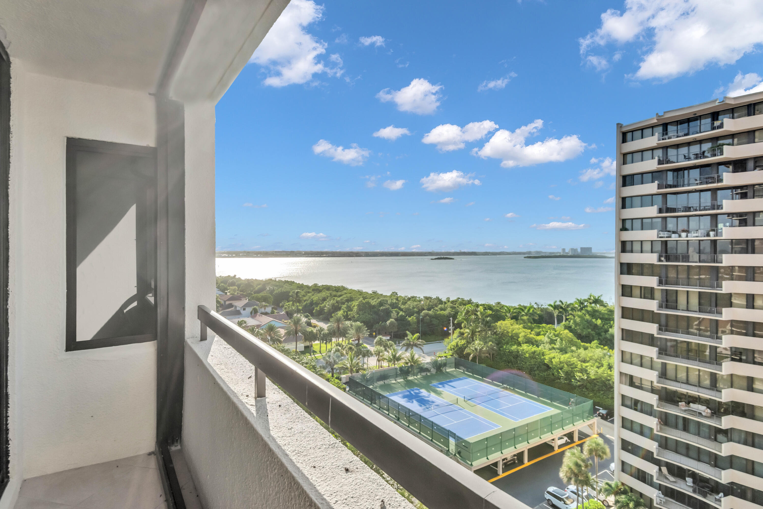 4100 N Ocean #1101 Riviera Beach, FL 33404