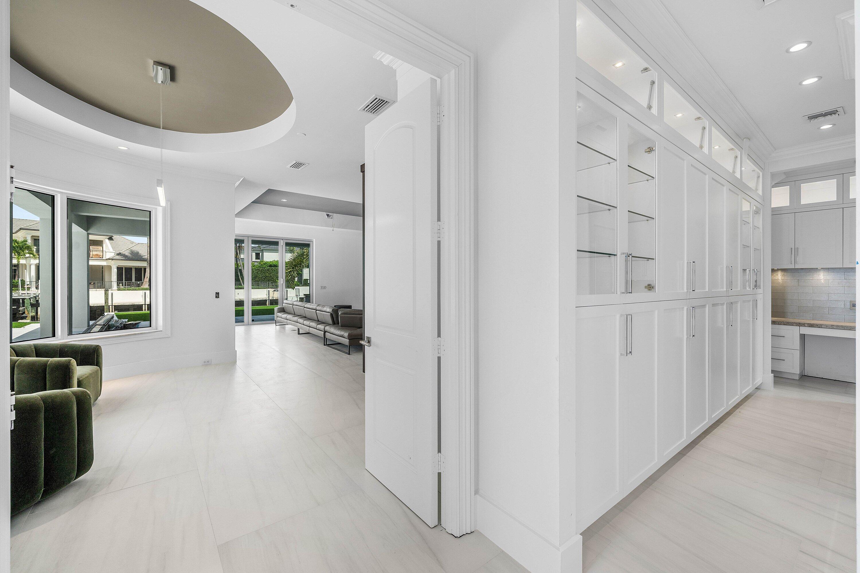 419 E Coconut Palm Boca Raton, FL 33432