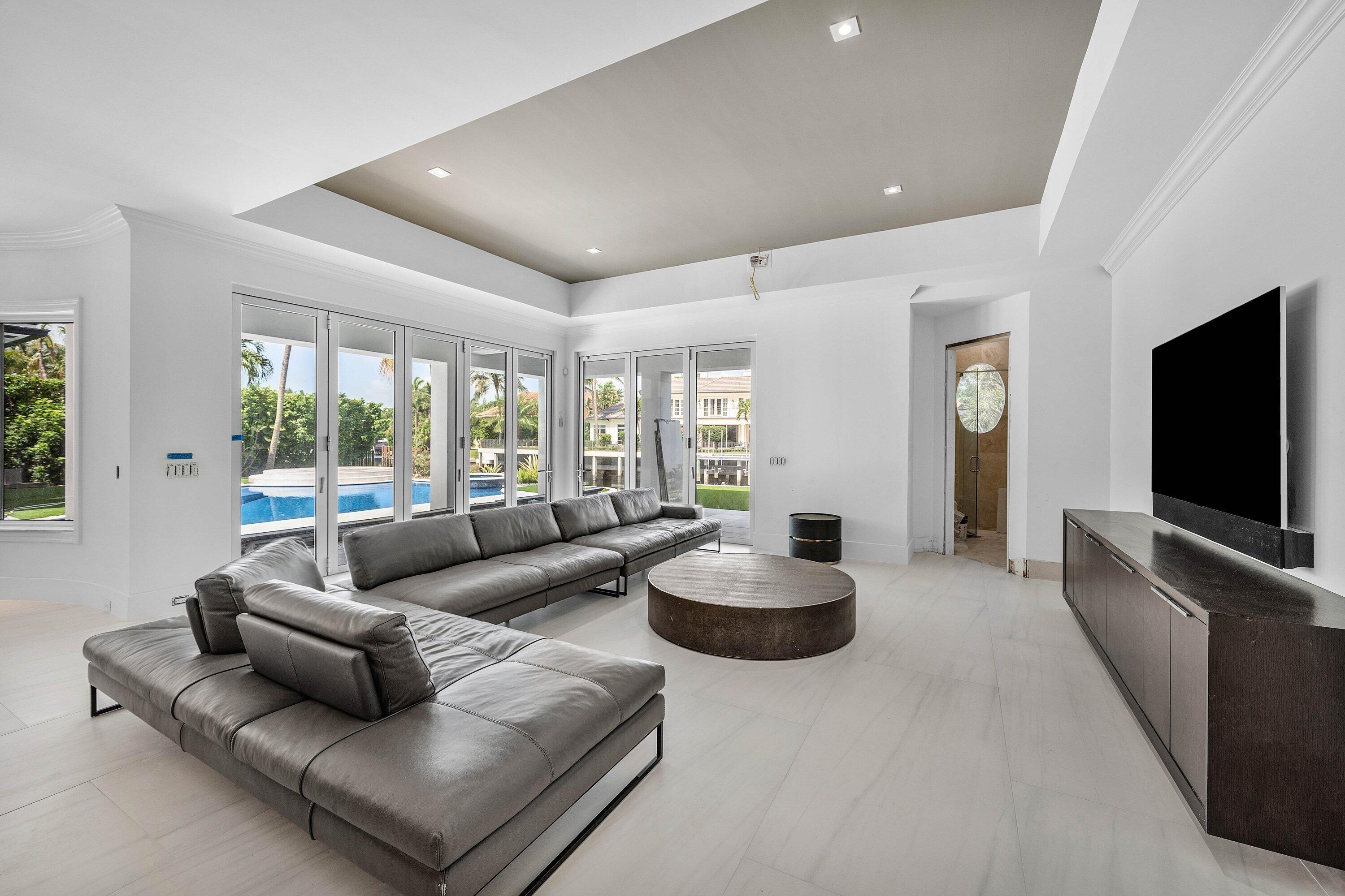 419 E Coconut Palm Boca Raton, FL 33432