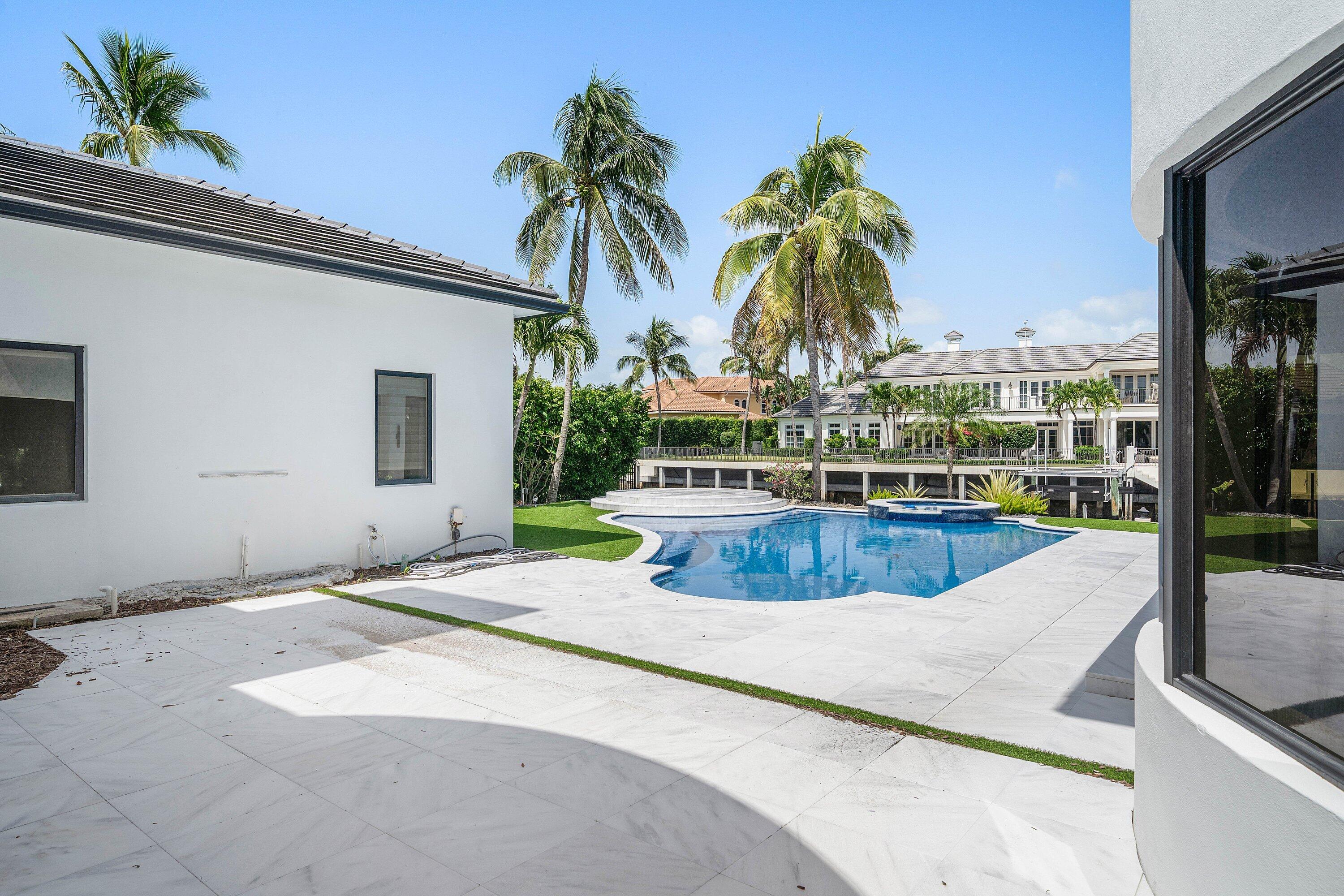 419 E Coconut Palm Boca Raton, FL 33432