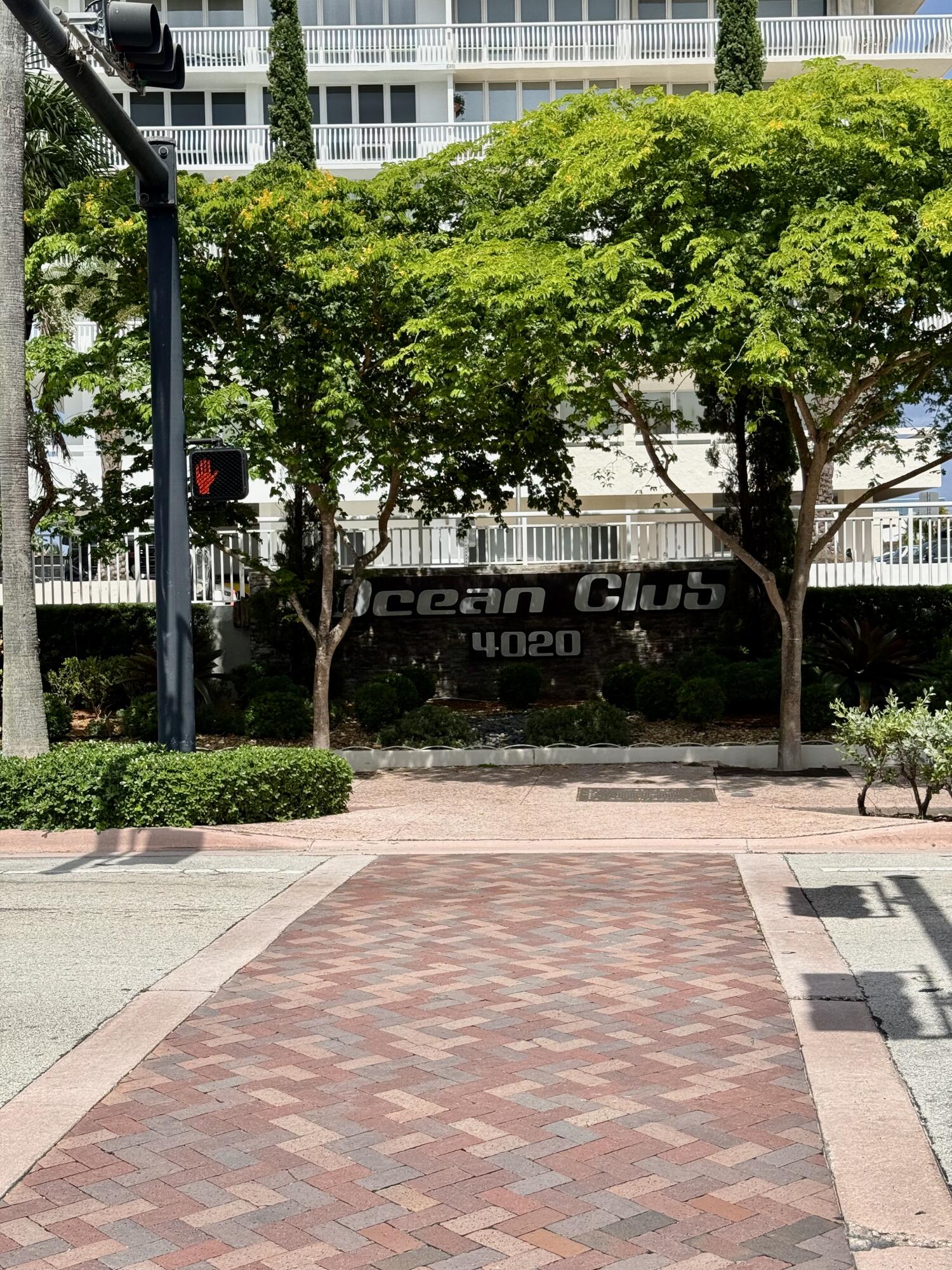 4020 Galt Ocean #1708
