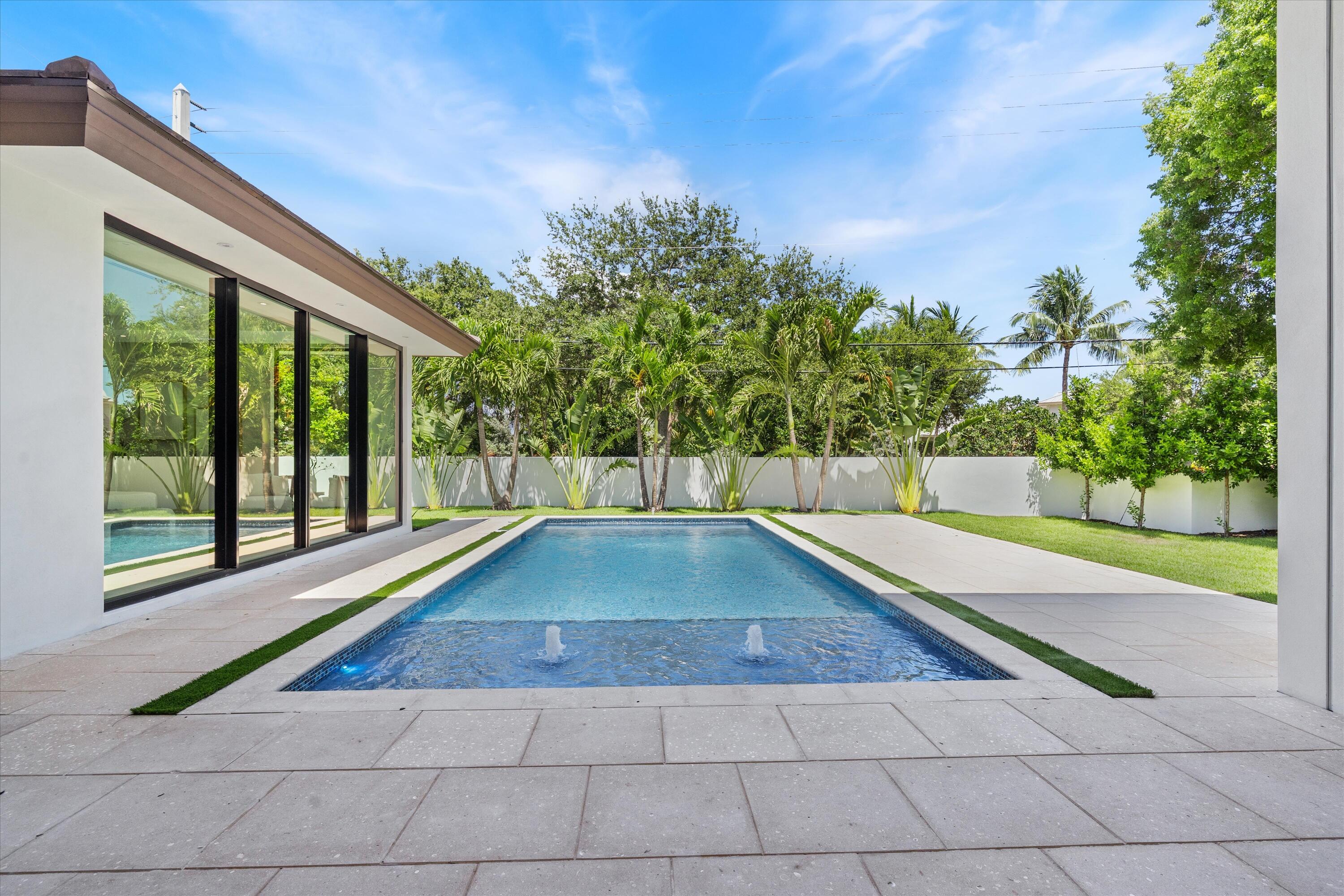 2265 NE 30th Lighthouse Point, FL 33064