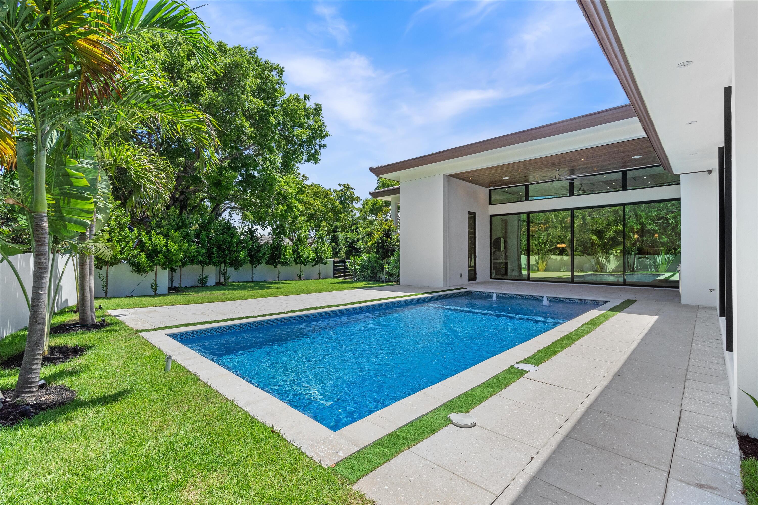 2265 NE 30th Lighthouse Point, FL 33064
