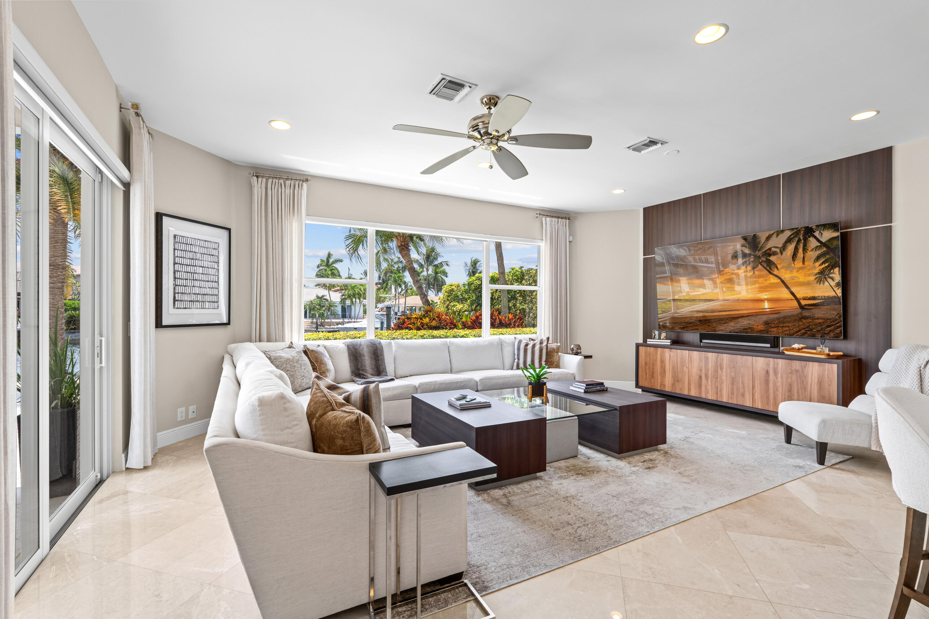 2520 NE 35th St Lighthouse Point, FL 33064