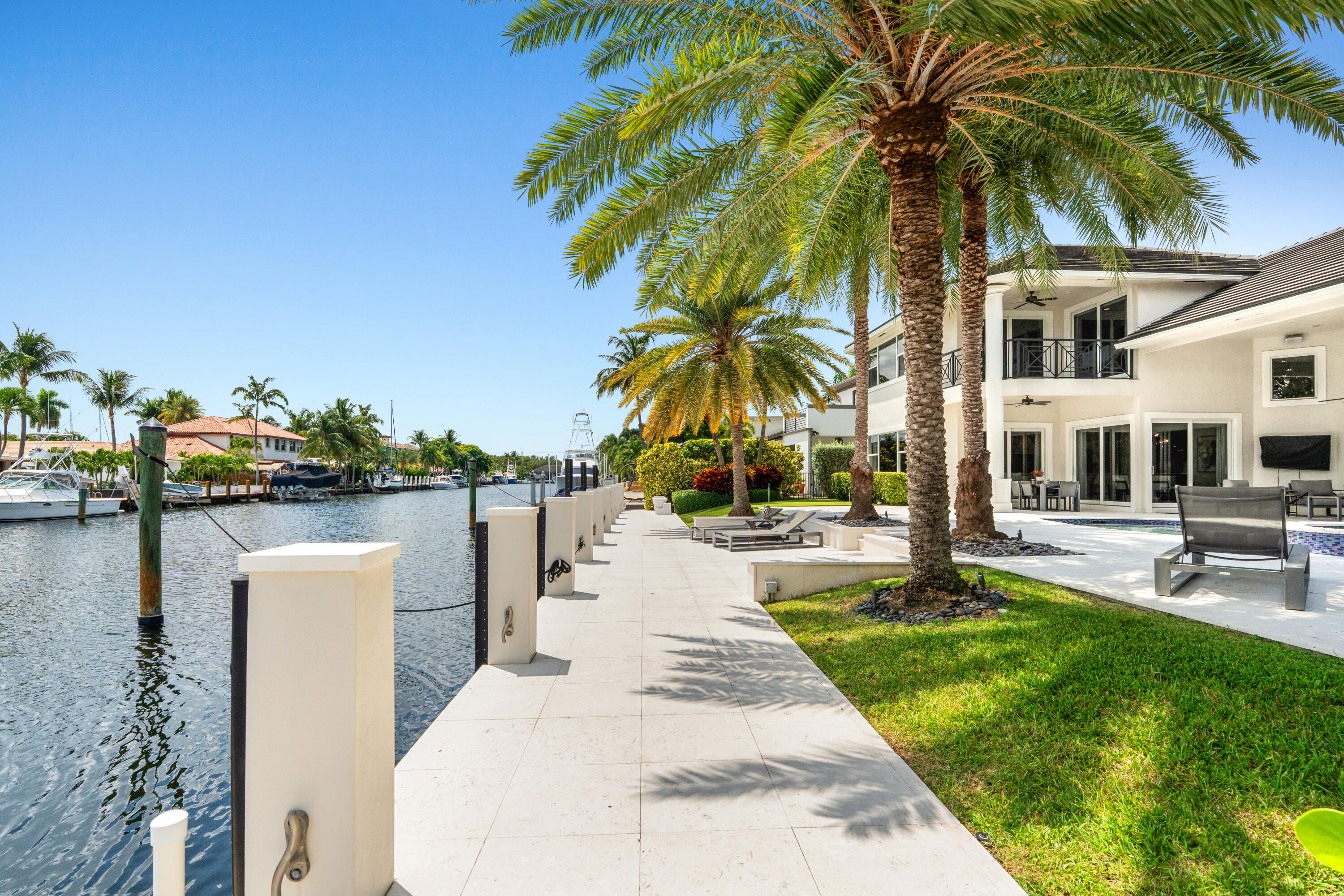 2520 NE 35th St Lighthouse Point, FL 33064