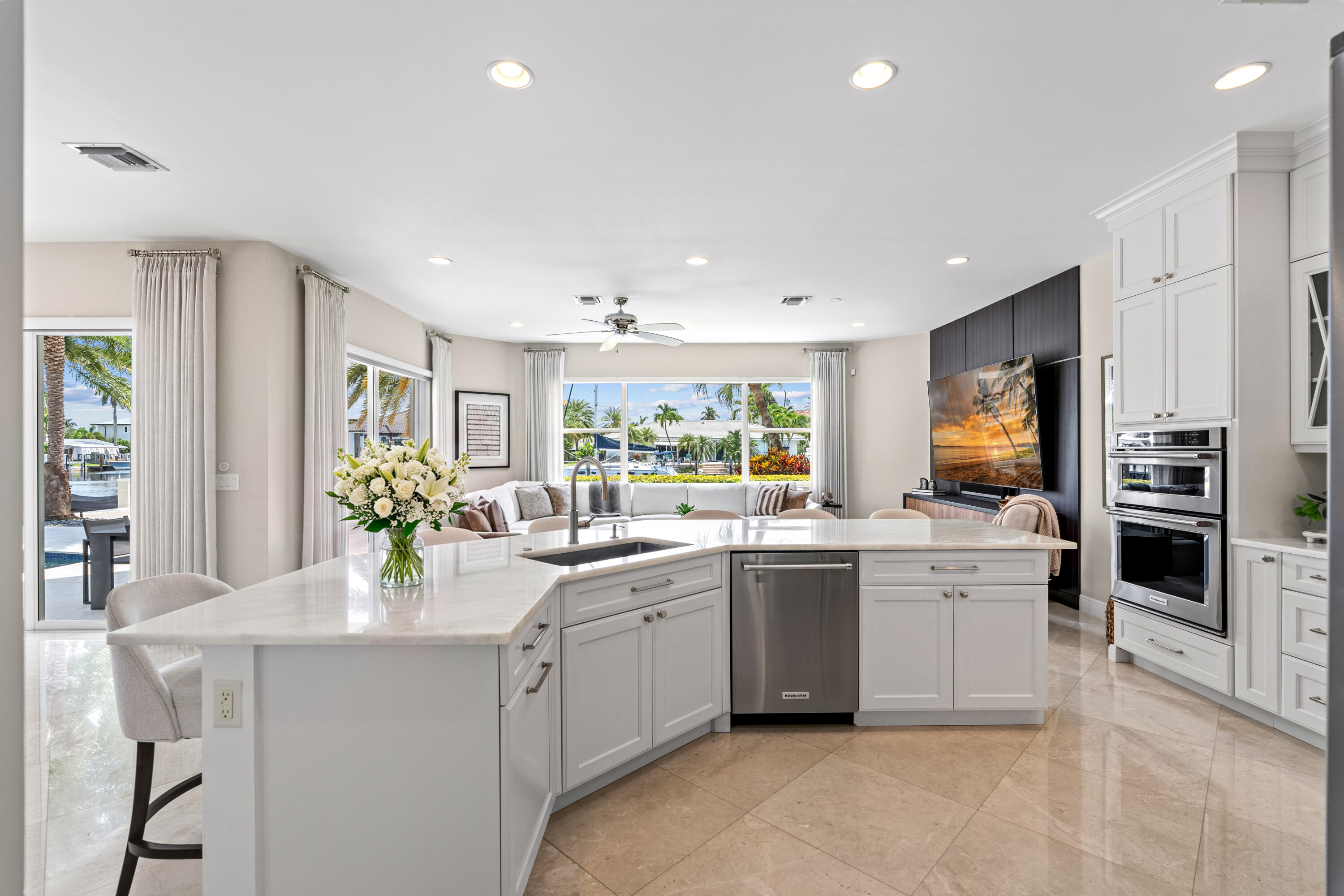2520 NE 35th St Lighthouse Point, FL 33064