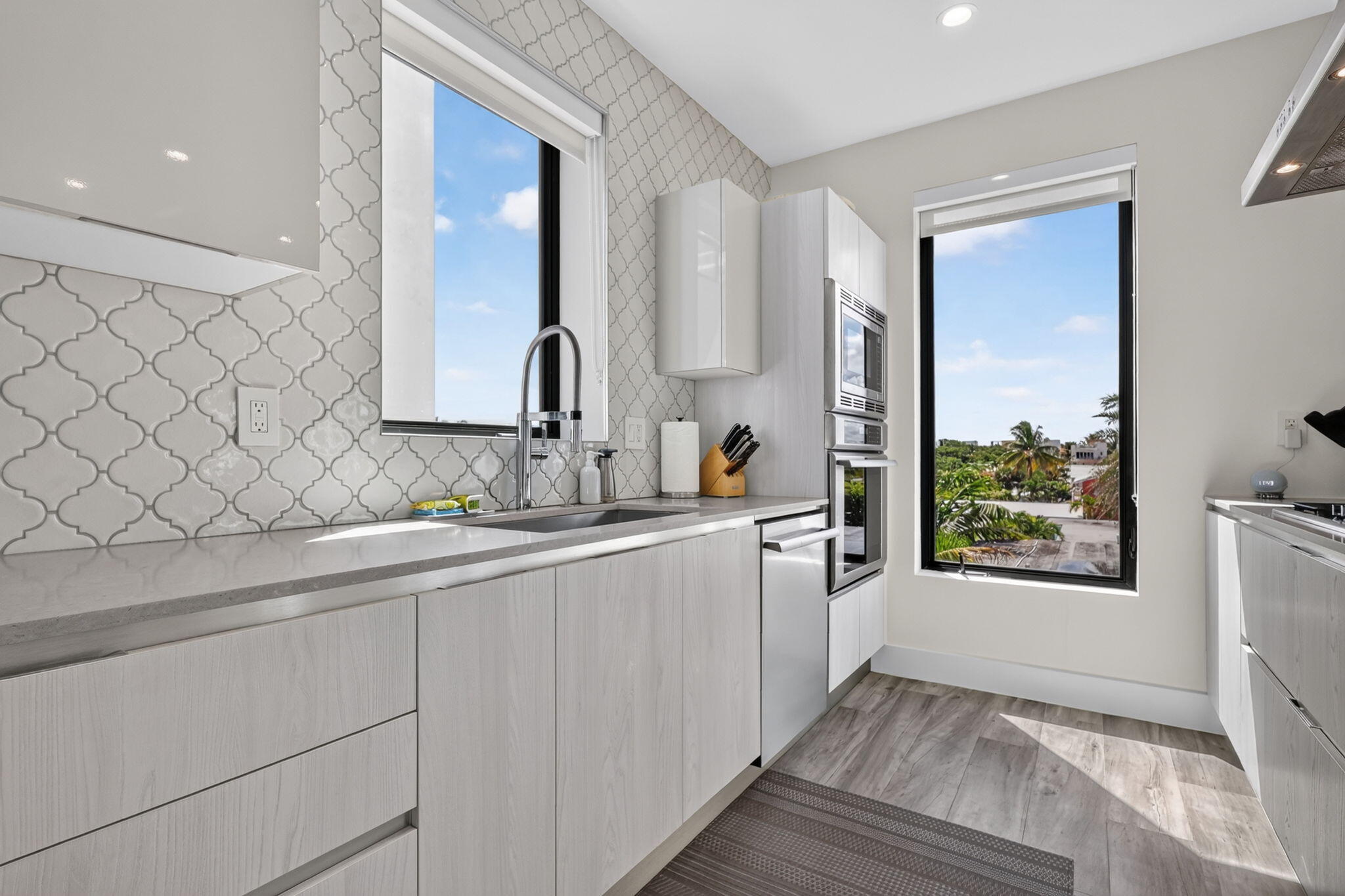 336 Balboa St Hollywood, FL 33019