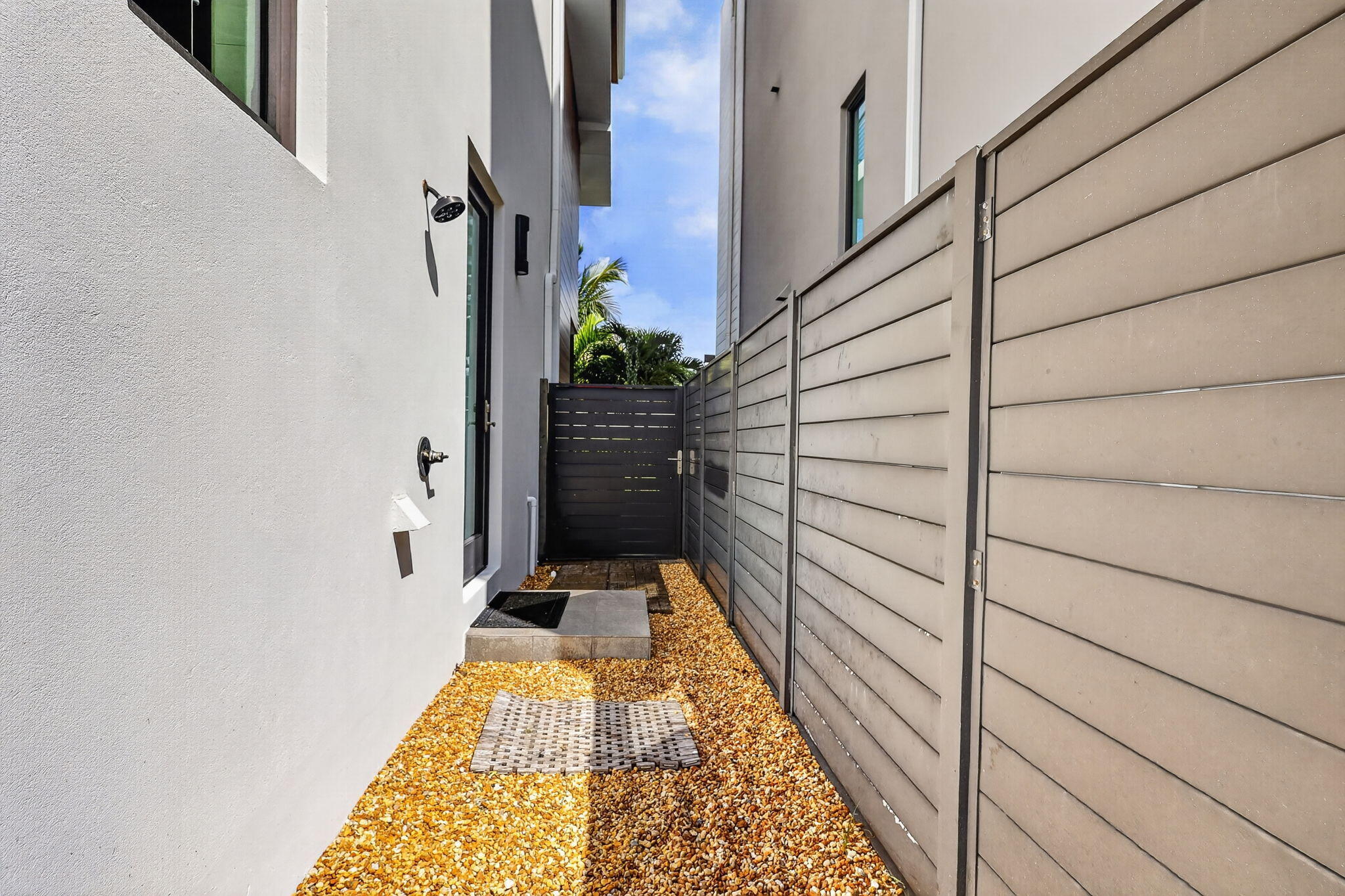 336 Balboa St Hollywood, FL 33019