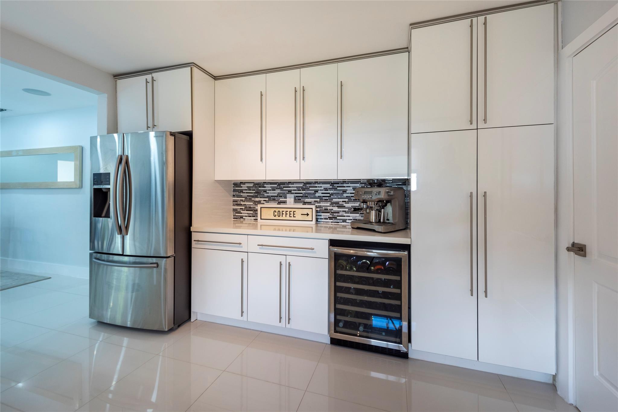 2341 NE 8th Fort Lauderdale, FL 33304