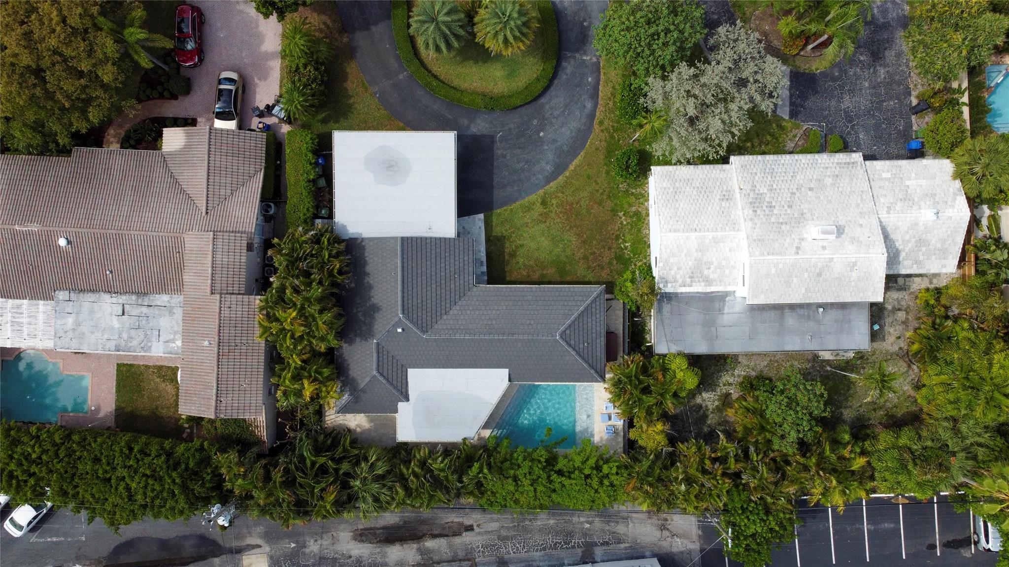 2341 NE 8th Fort Lauderdale, FL 33304