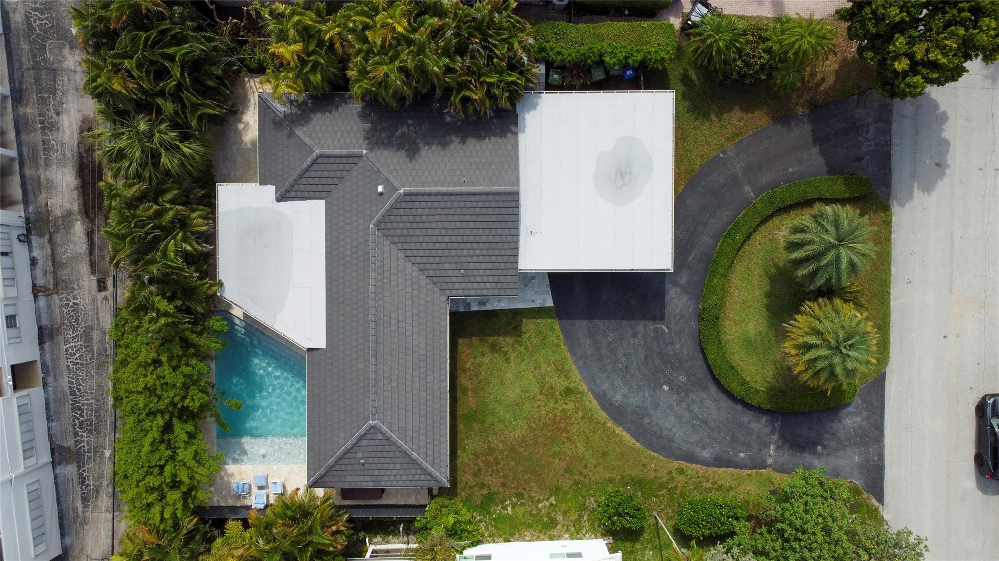 2341 NE 8th Fort Lauderdale, FL 33304