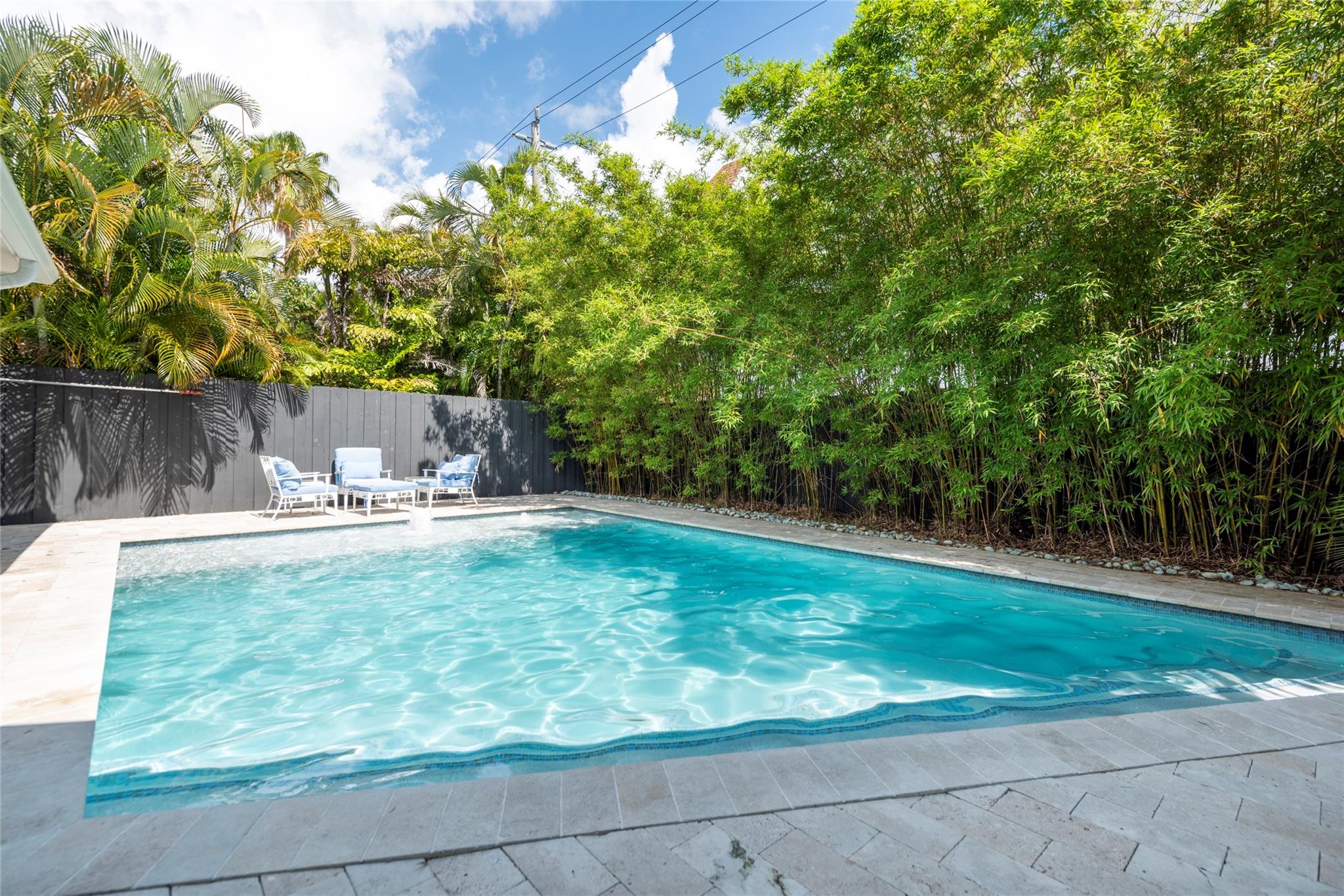 2341 NE 8th Fort Lauderdale, FL 33304