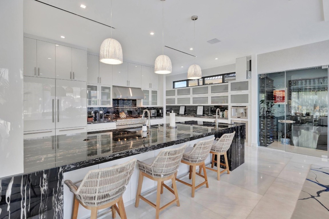 2707 Sea Is Fort Lauderdale, FL 33301