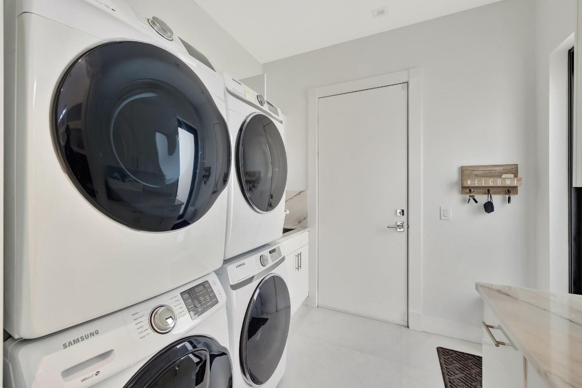 2707 Sea Is Fort Lauderdale, FL 33301