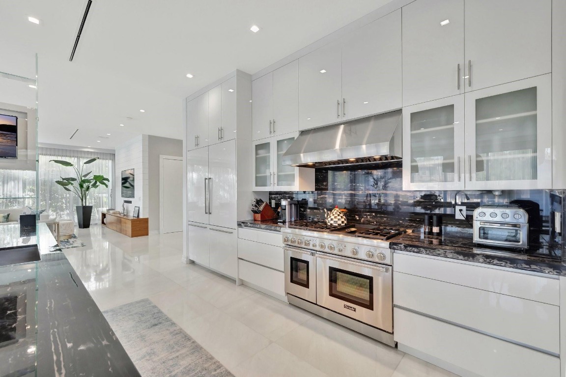 2707 Sea Is Fort Lauderdale, FL 33301