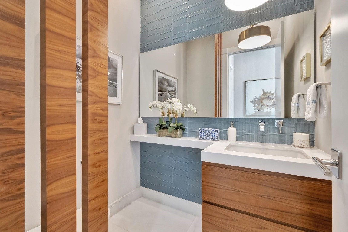 2707 Sea Is Fort Lauderdale, FL 33301