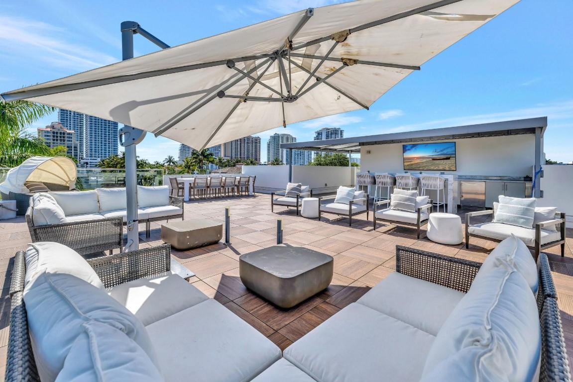 2707 Sea Is Fort Lauderdale, FL 33301