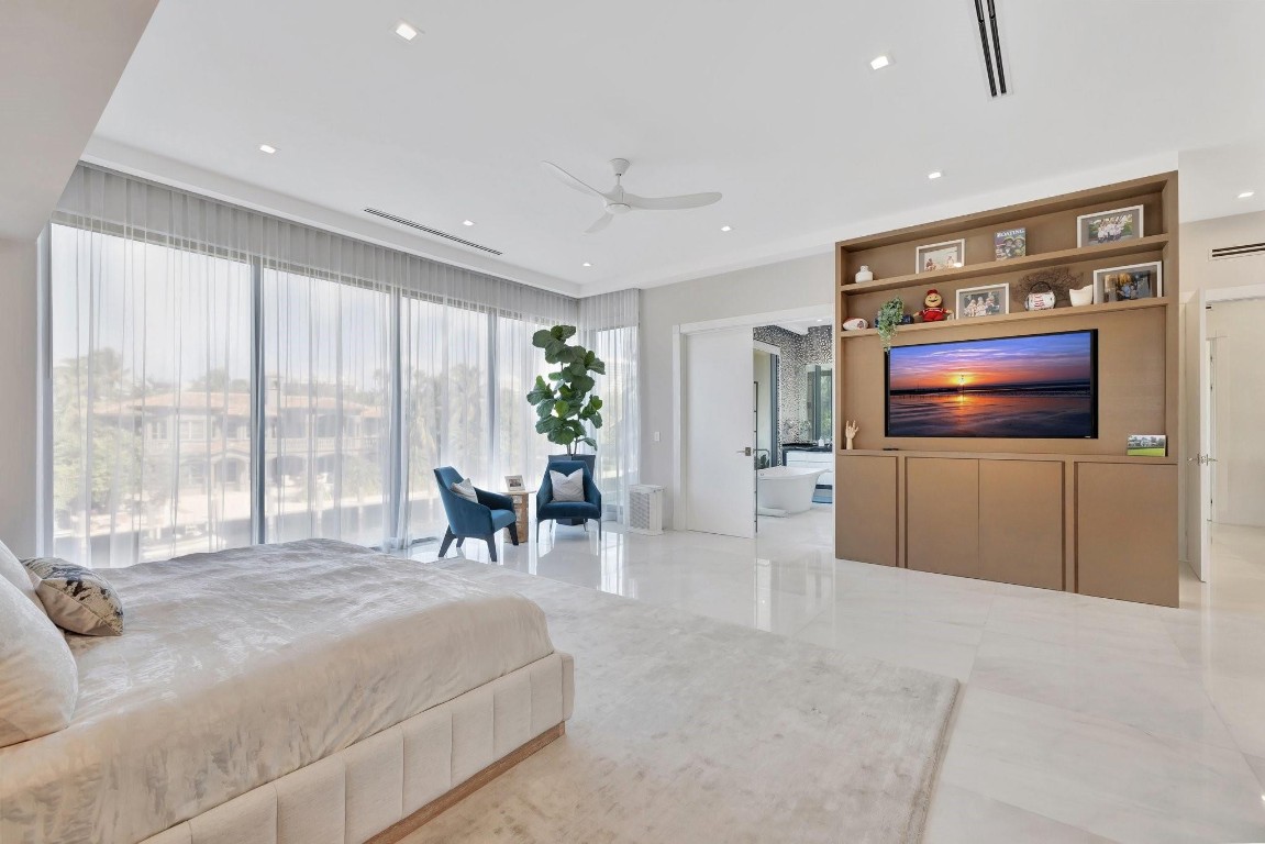 2707 Sea Is Fort Lauderdale, FL 33301