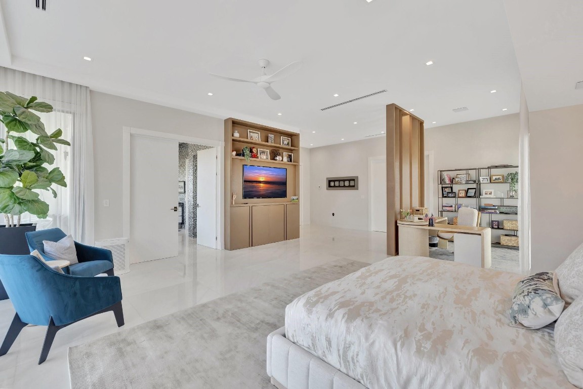 2707 Sea Is Fort Lauderdale, FL 33301