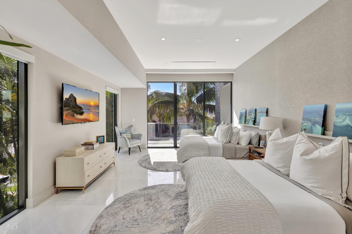 2707 Sea Is Fort Lauderdale, FL 33301