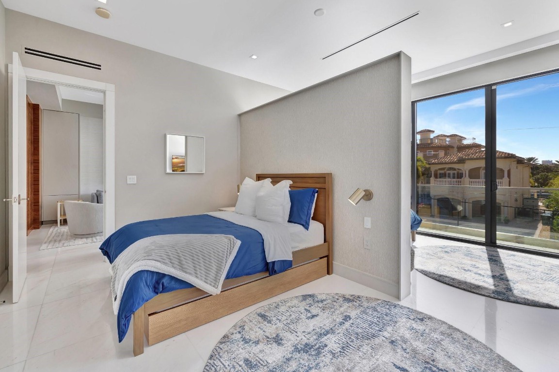 2707 Sea Is Fort Lauderdale, FL 33301