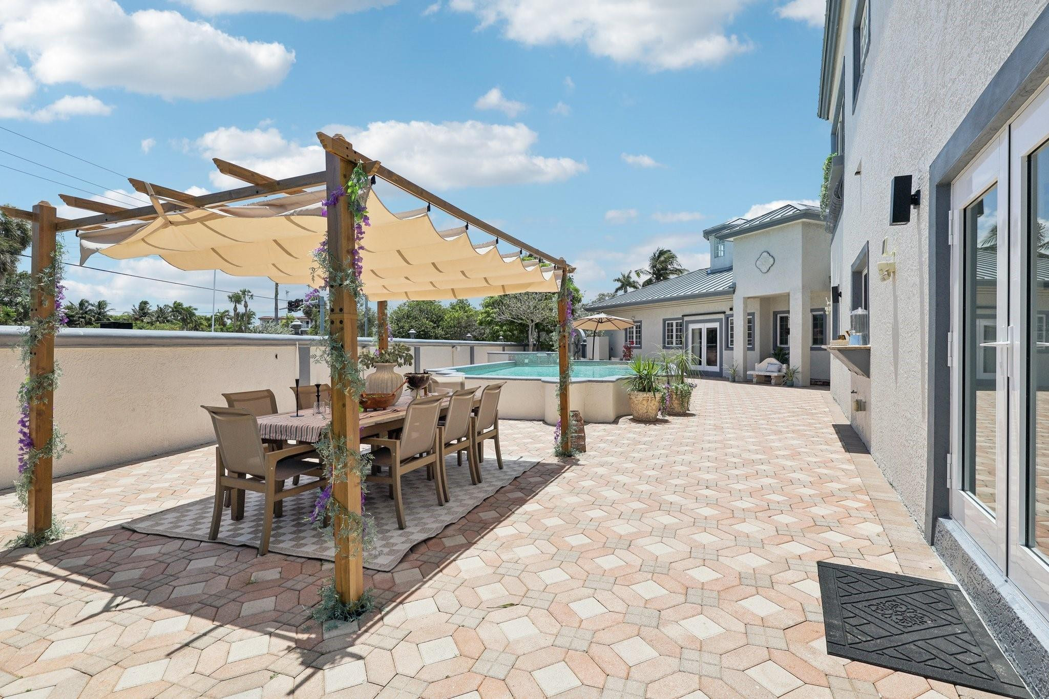 3900 NE 23rd Lighthouse Point, FL 33064