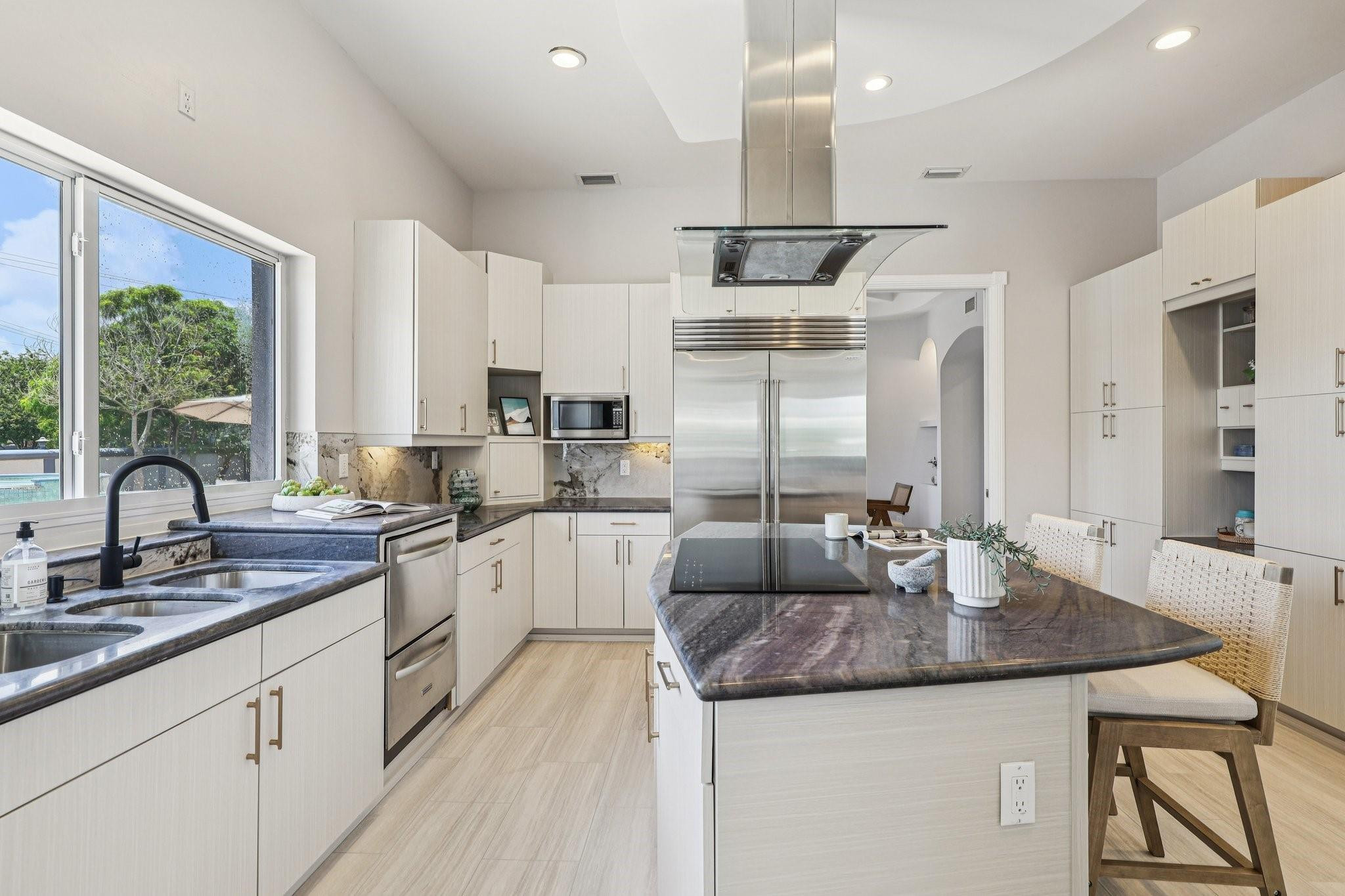 3900 NE 23rd Lighthouse Point, FL 33064